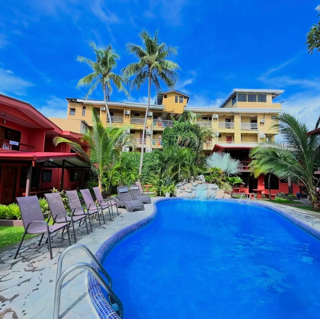 Swimming pool in Hotel Los Ranchos