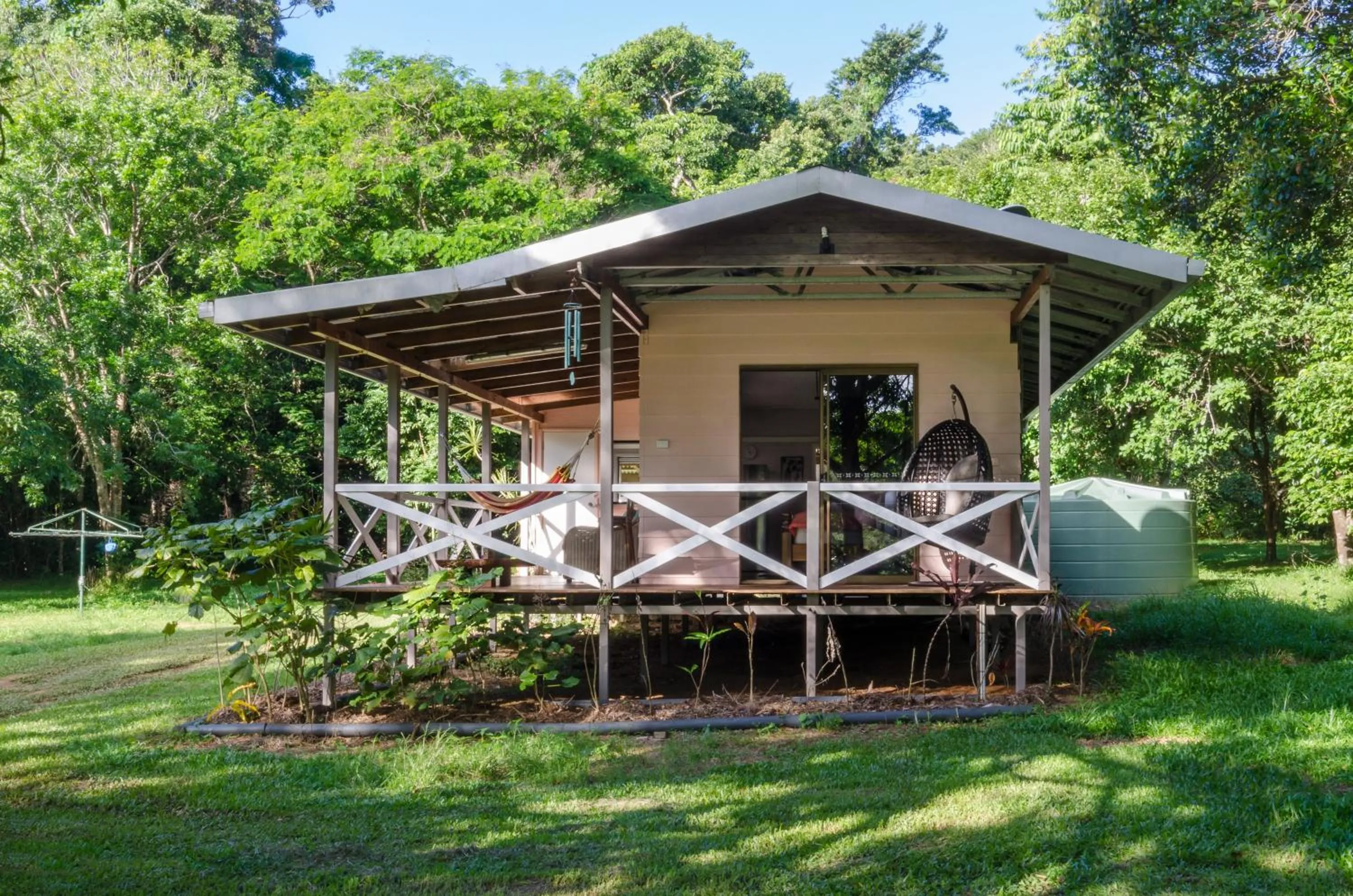 Property building in Epiphyte B & B
