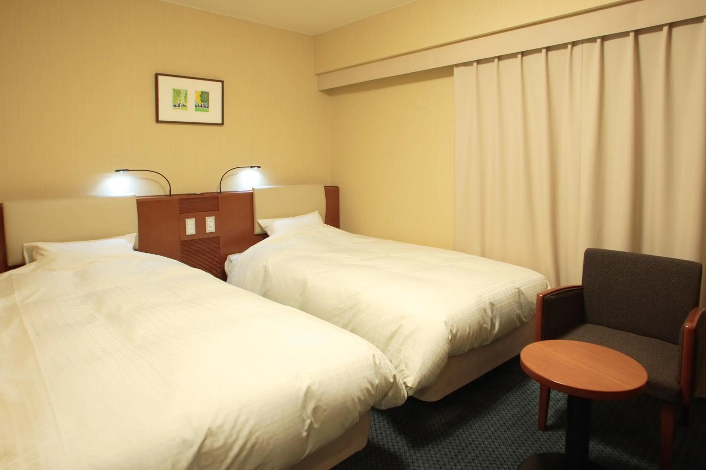 Photo of the whole room, Bed in Smile Hotel Sendai-Kokubuncho