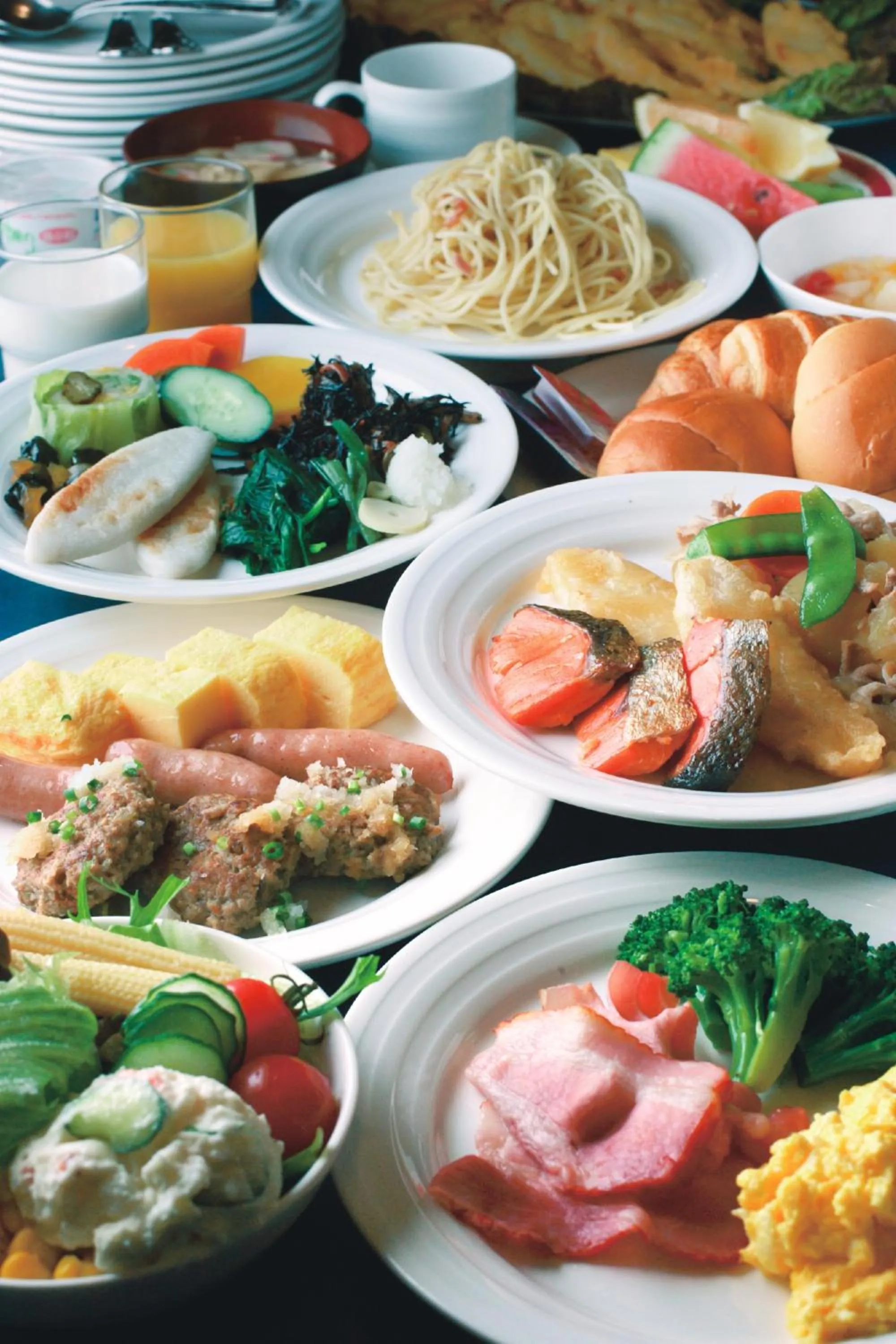 Buffet breakfast in Smile Hotel Sendai-Kokubuncho