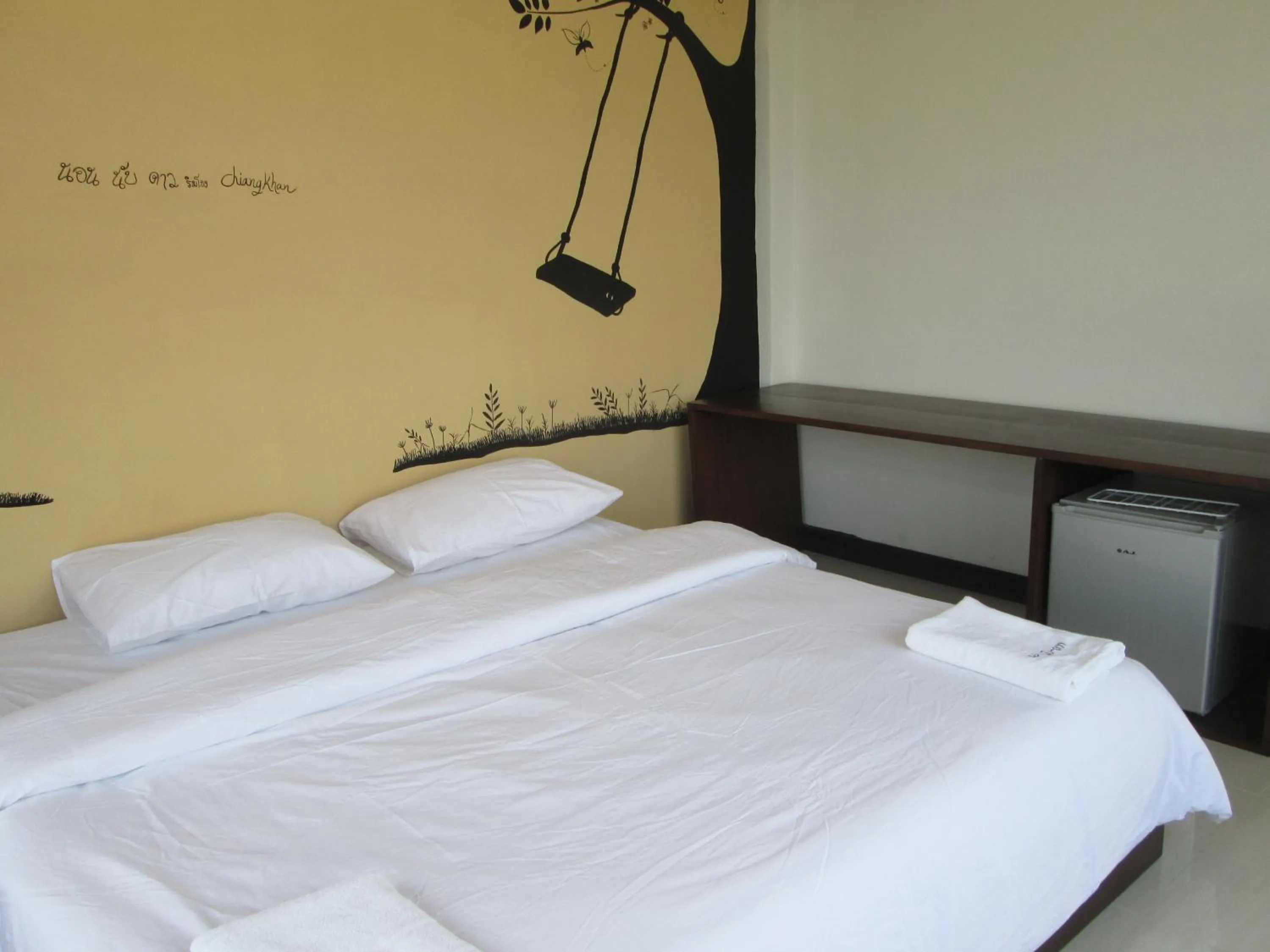 Bed in Norn Nab Dao Rimkhong