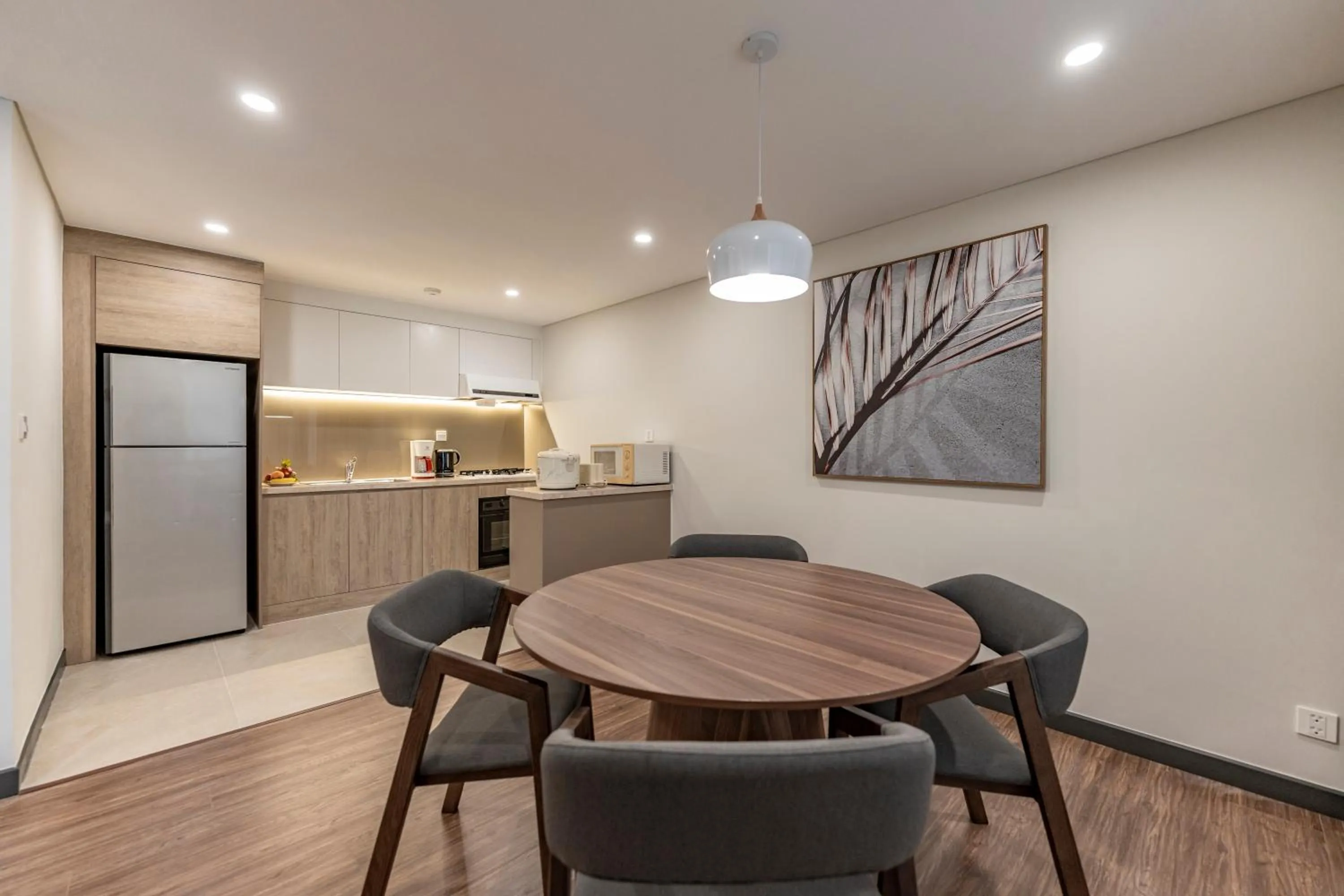 Kitchen or kitchenette in Garden View Court Suites Ho Chi Minh City