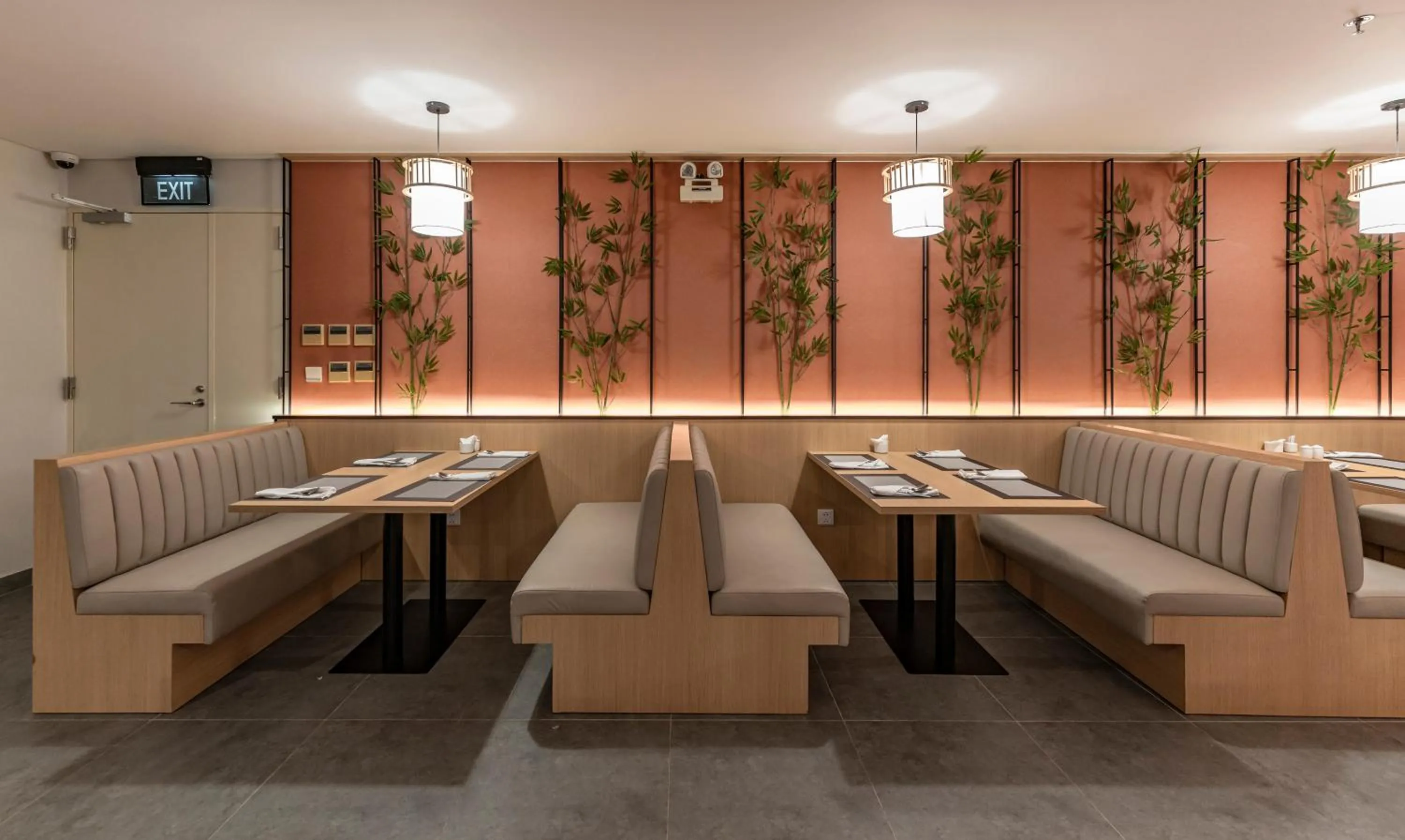 Restaurant/places to eat in Garden View Court Suites Ho Chi Minh City