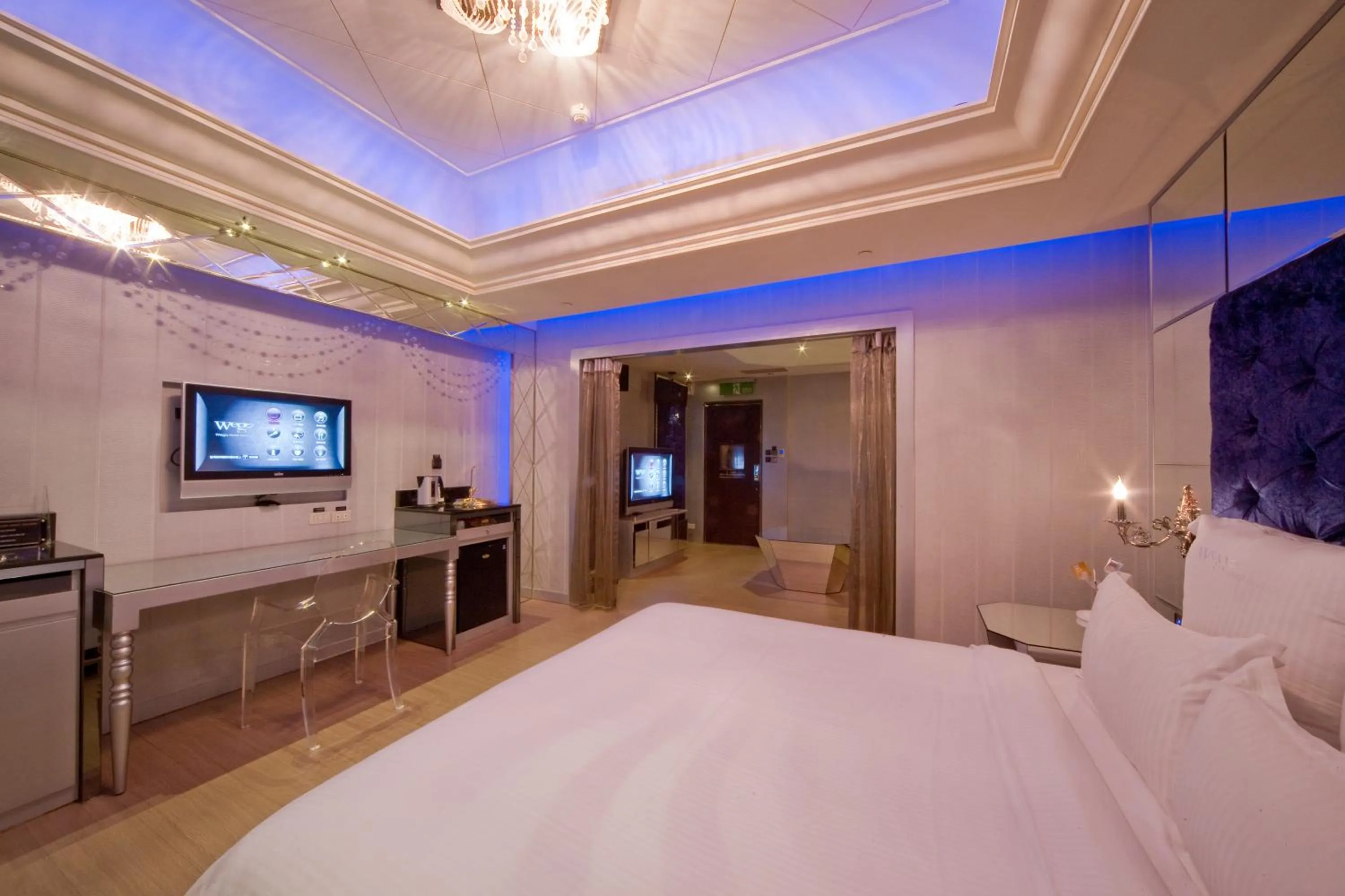 Bedroom, Bed in Wego Hotel - Linsen