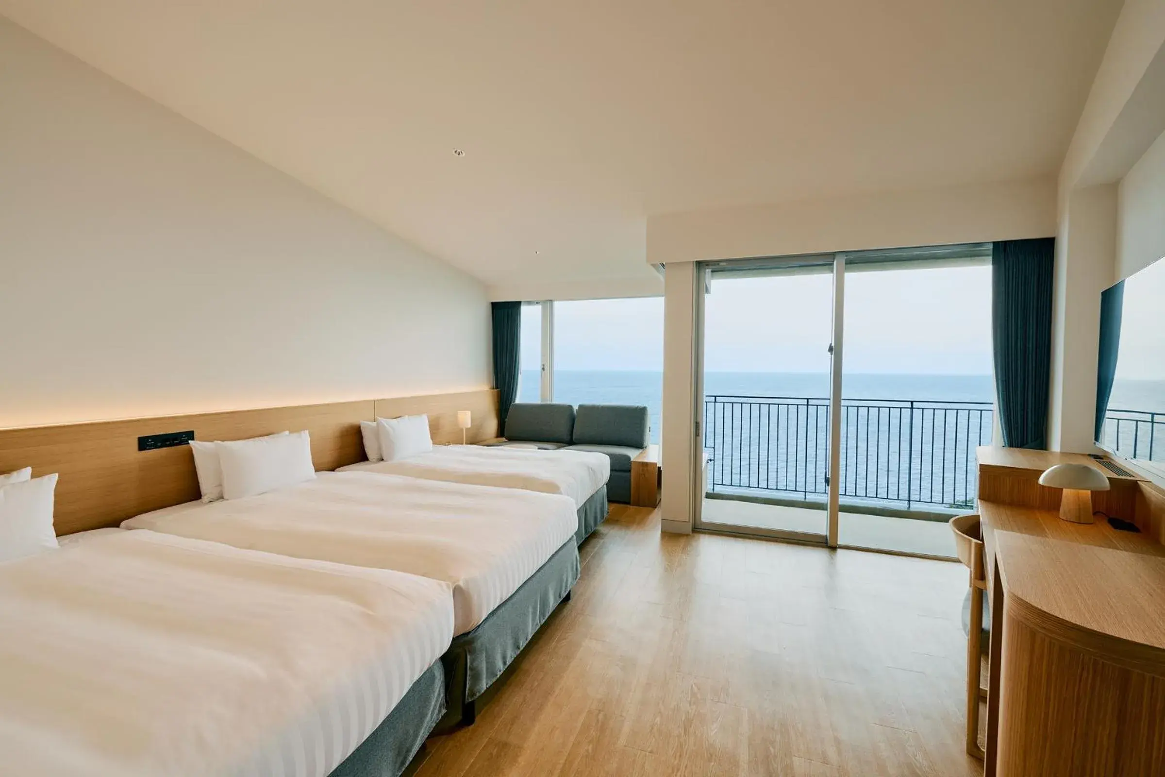 Standard Twin Room with Sea View in samana hotel Yakushima Standard Twin Room with Sea View in samana hotel Yakushima