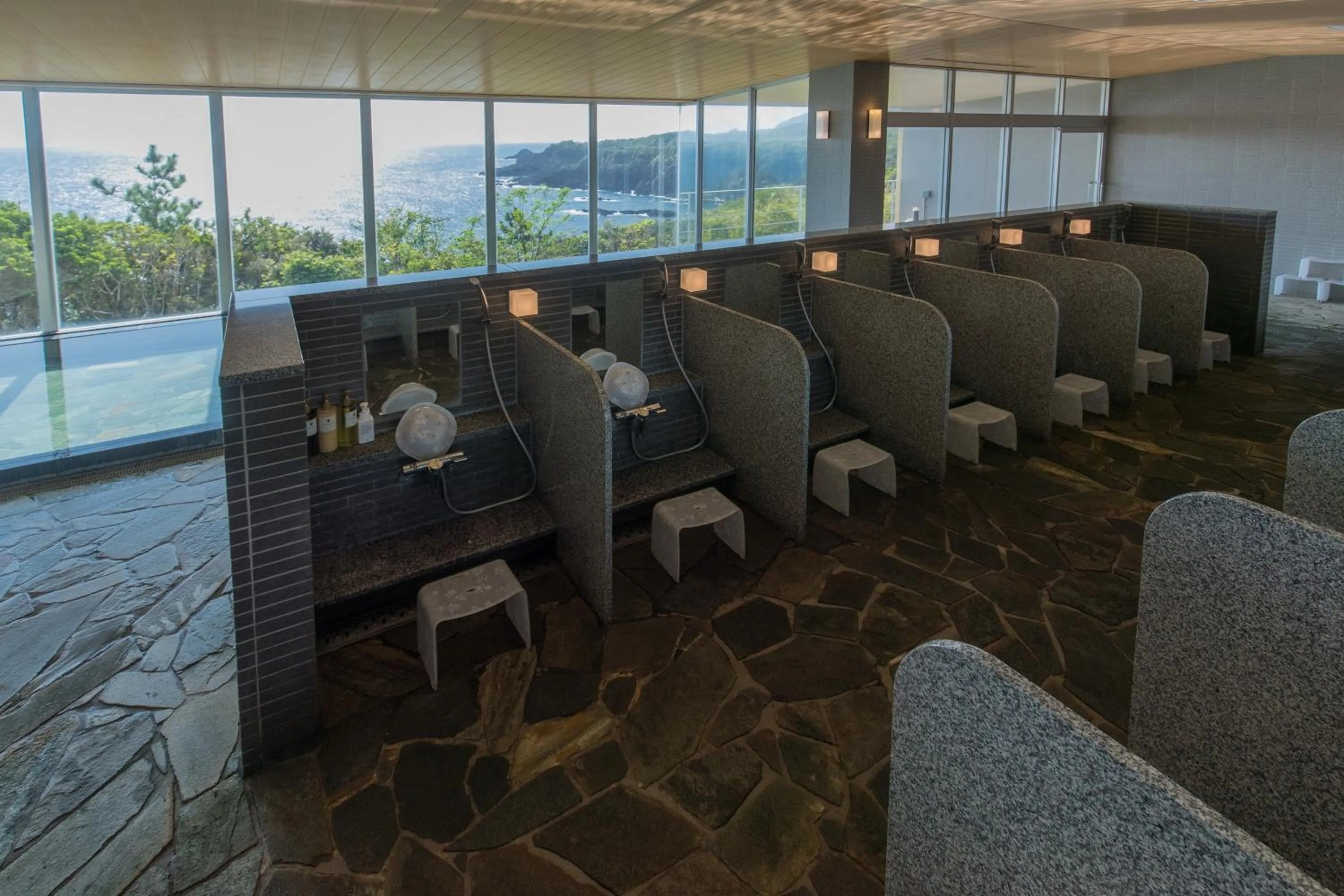 Hot Spring Bath in samana hotel Yakushima