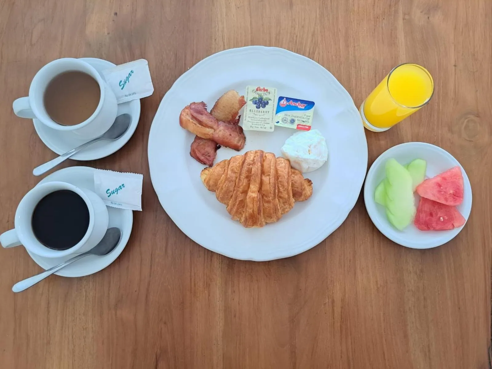 Food and drinks in Seminyak Lagoon All Suites Hotel