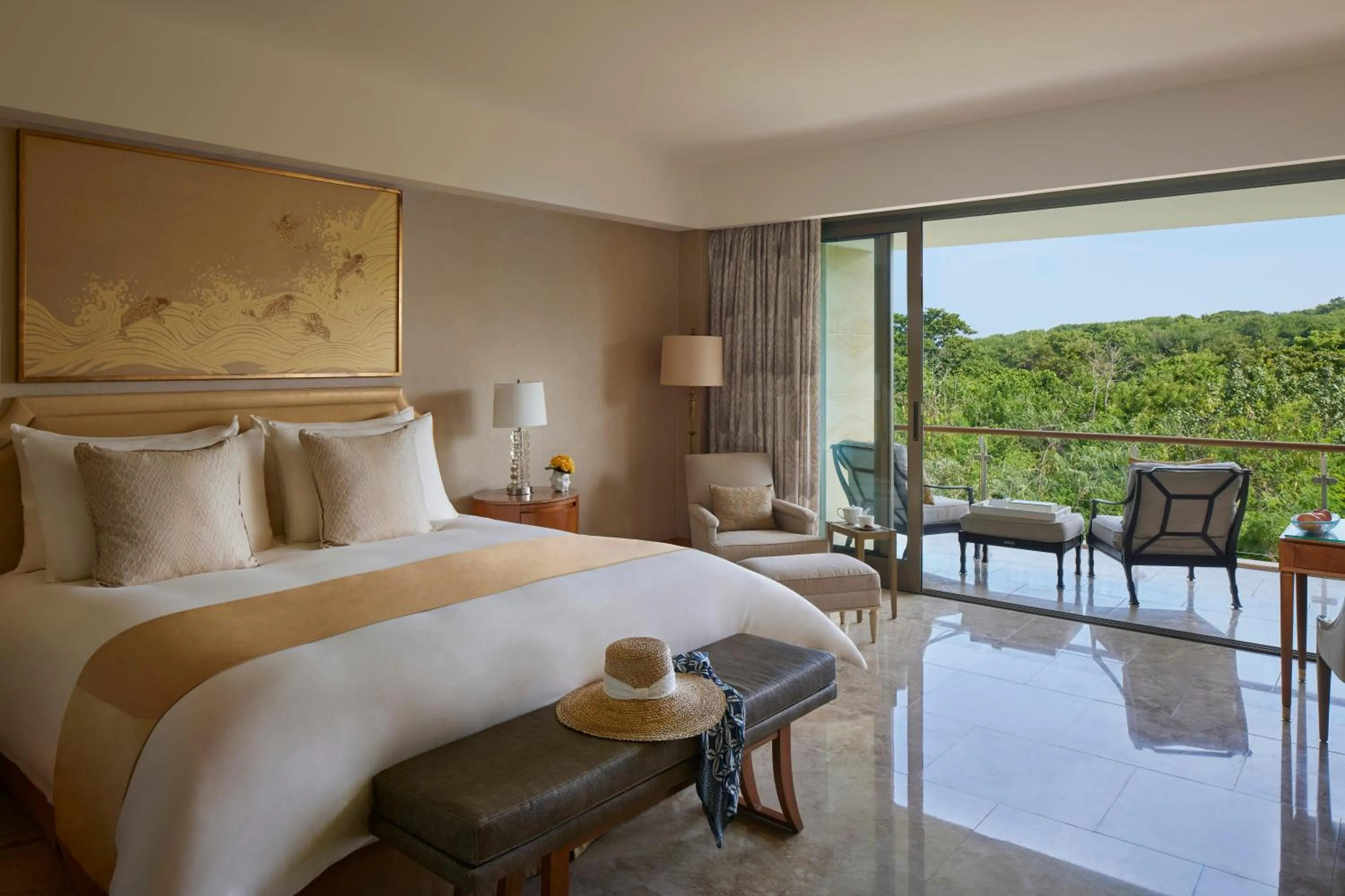 Bedroom, Bed in Mulia Resort