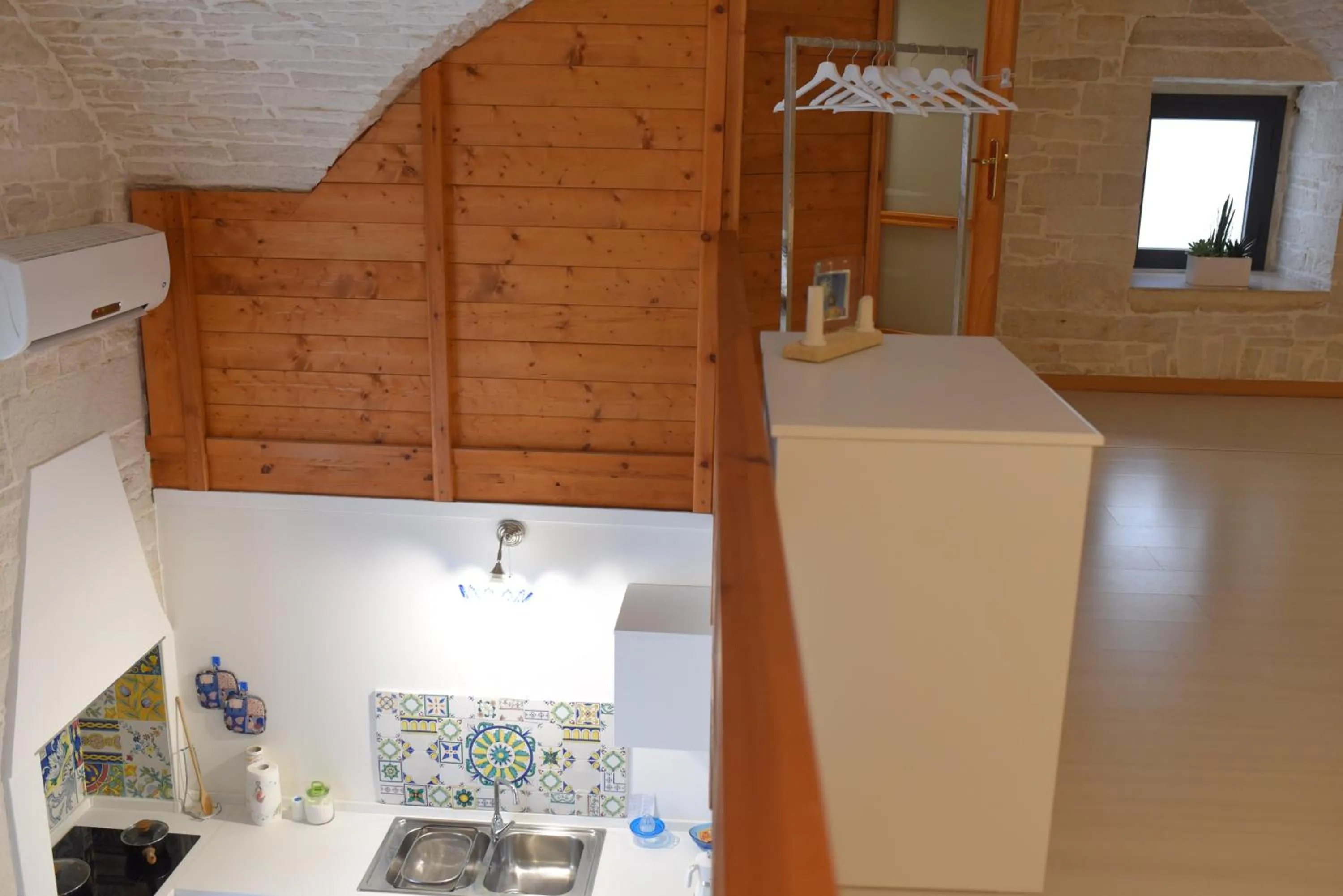 Communal kitchen in B&B L'alcova