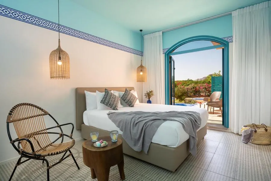 Living room, Bed in U Splash Resort Eilat