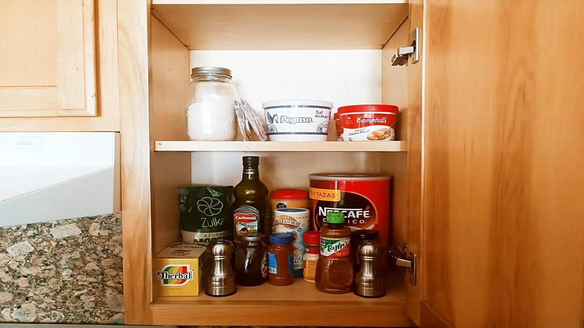 Kitchen or kitchenette in The Suites at Rocky Point 2