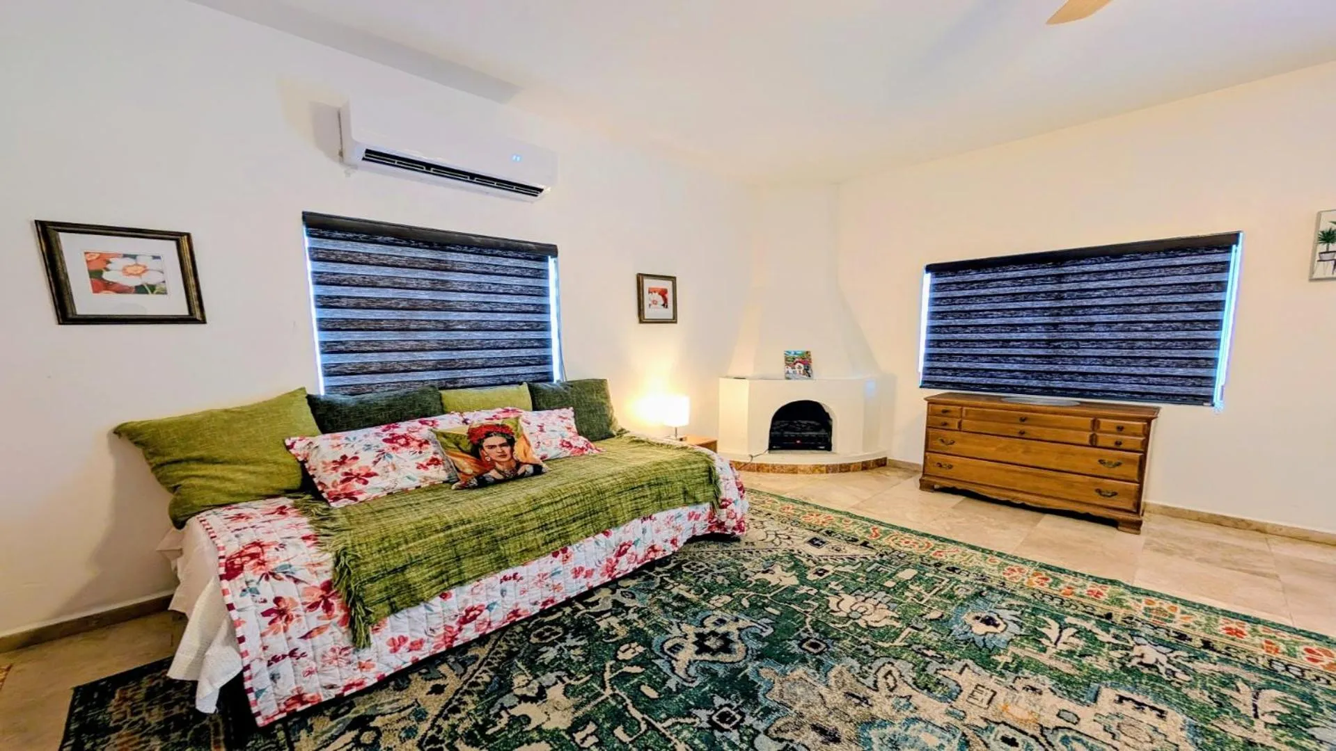 Bedroom, Bed in The Suites at Rocky Point 2