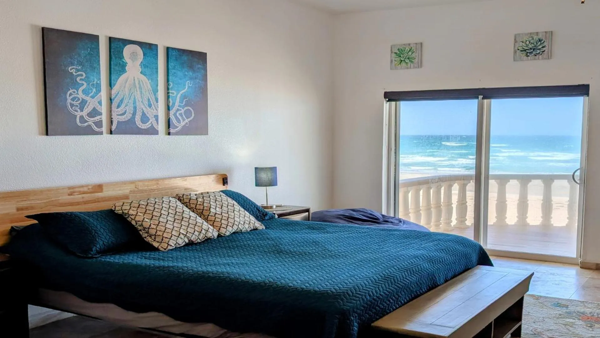 Bedroom, Bed in The Suites at Rocky Point 2