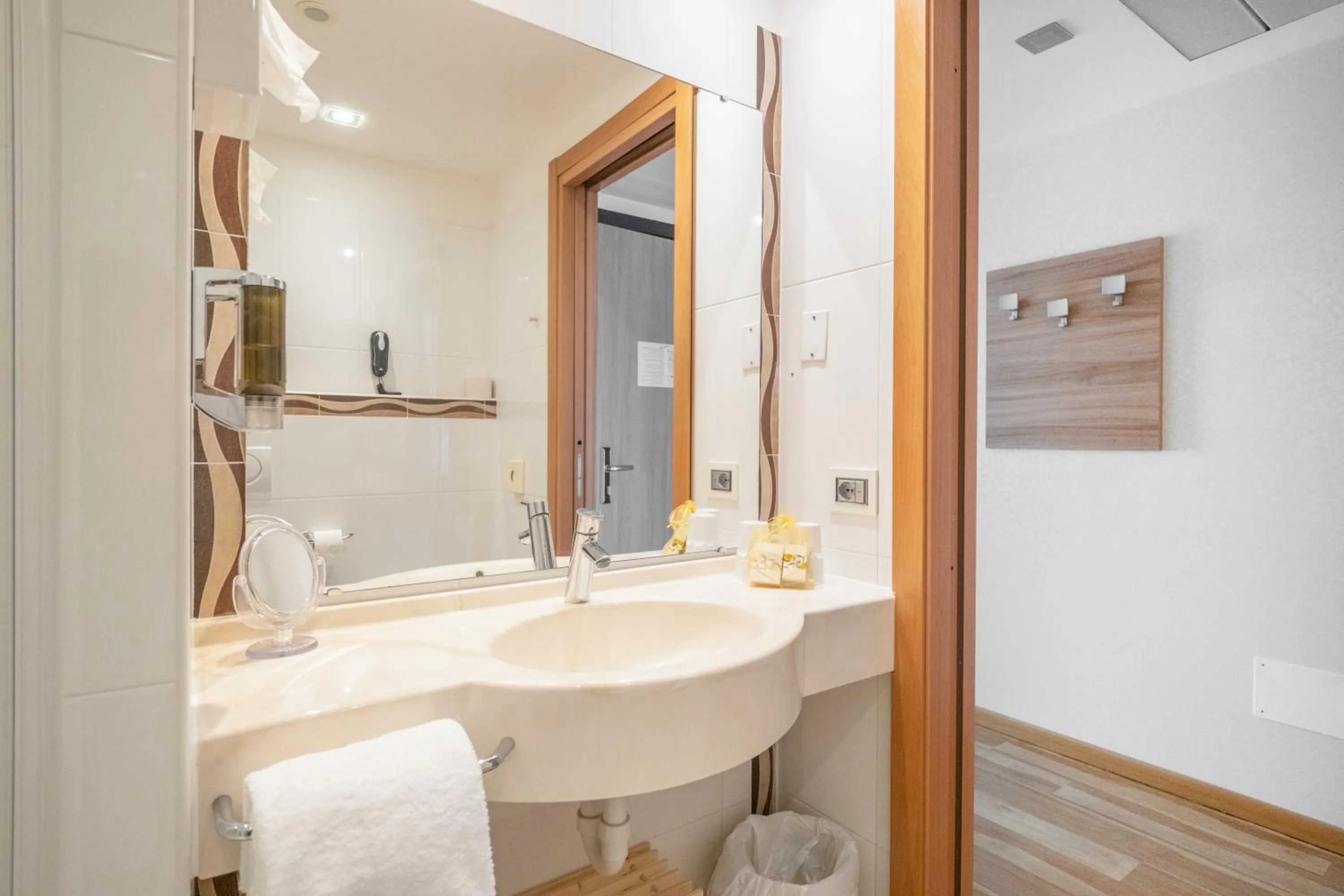 Bathroom in Kriss Internazionale Hotel