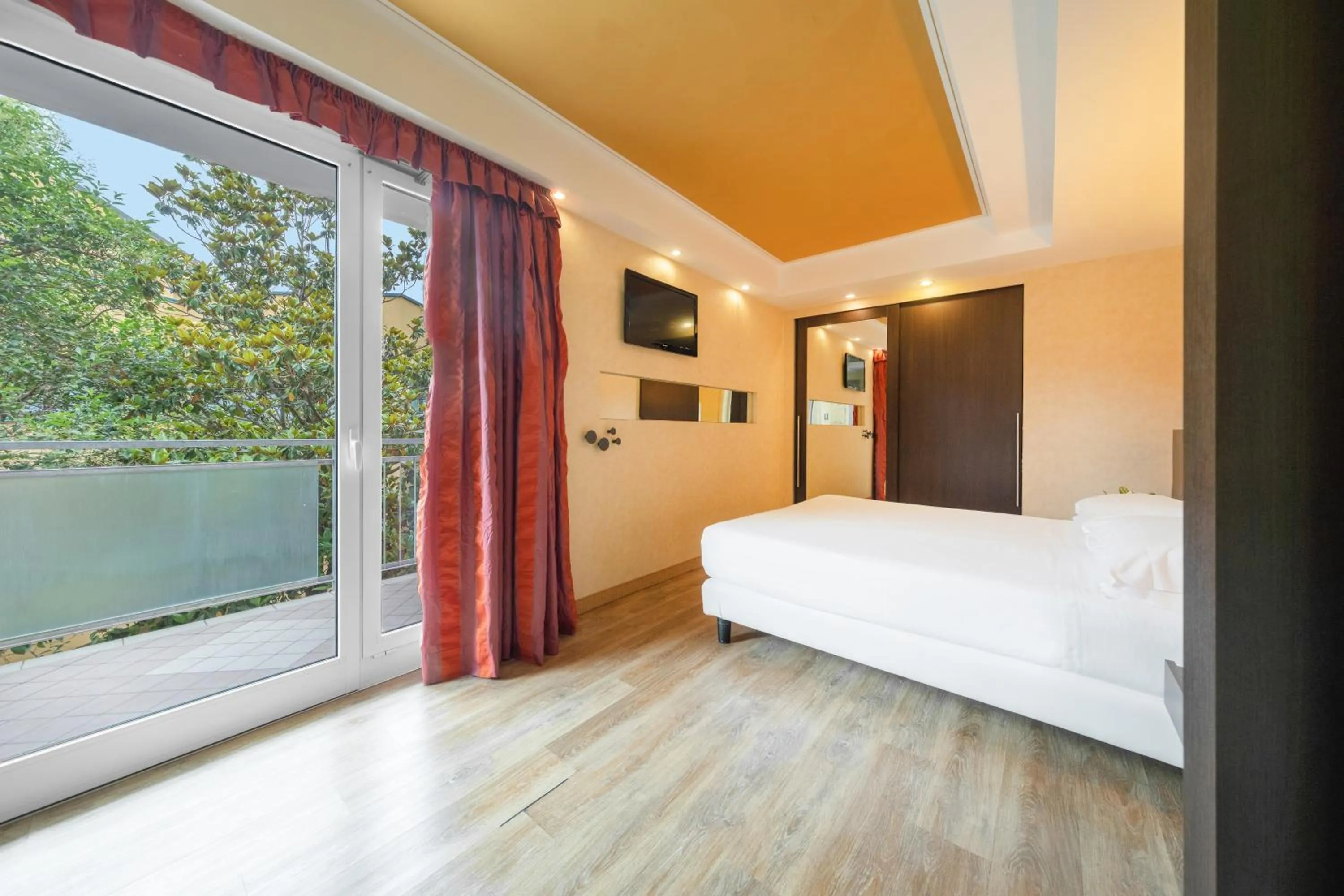 Bedroom, Bed in Kriss Internazionale Hotel