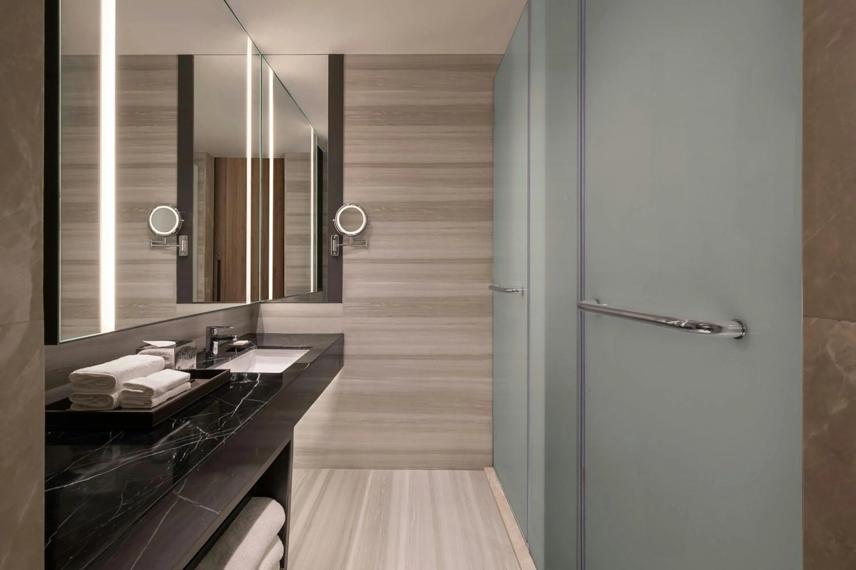 Bathroom in Bengaluru Marriott Hotel Whitefield