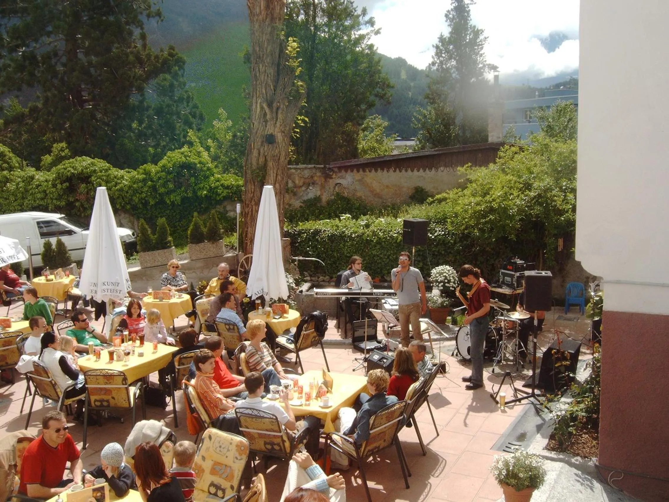 Restaurant/places to eat in Gasthof Sonne