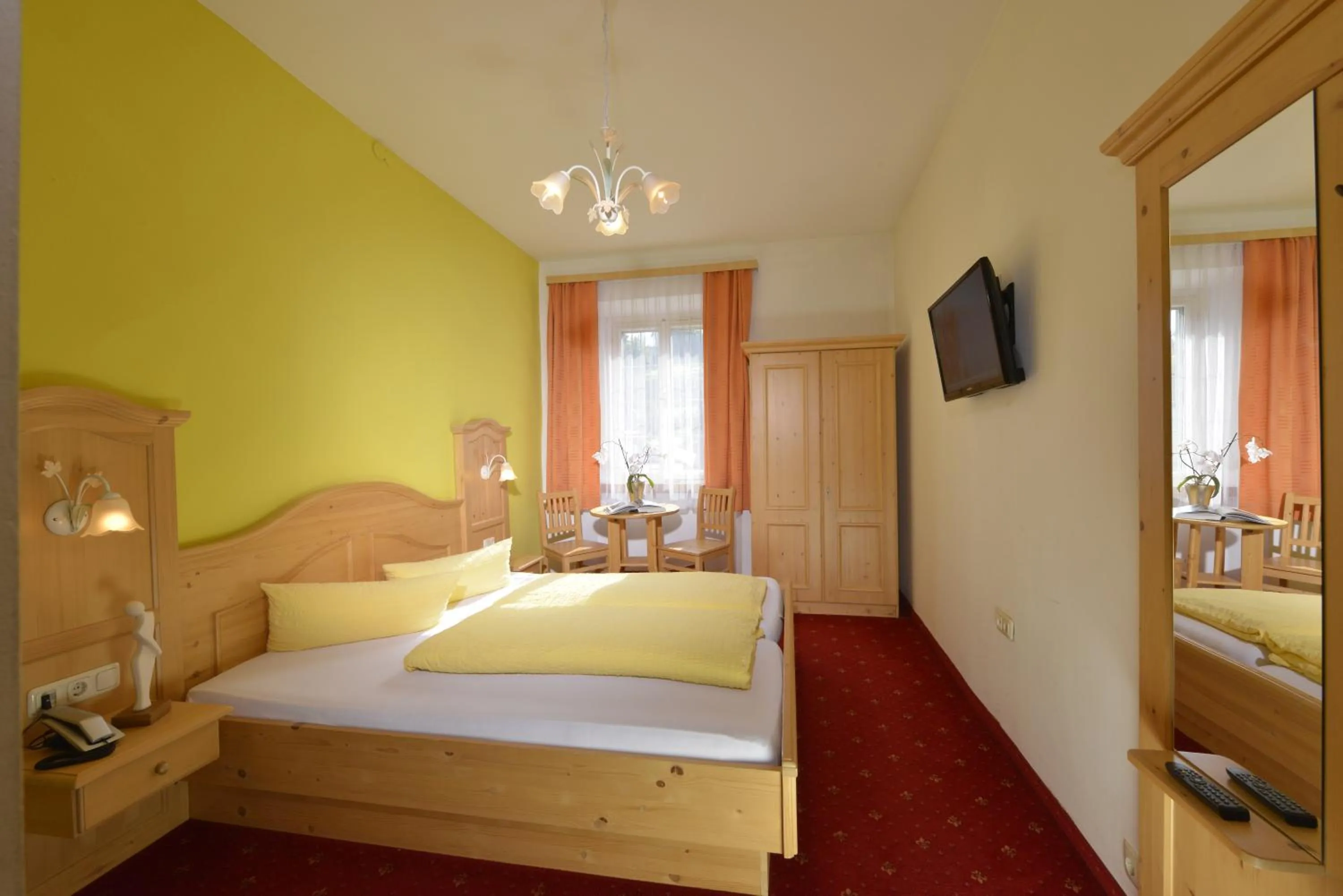 Photo of the whole room, Bed in Gasthof Sonne