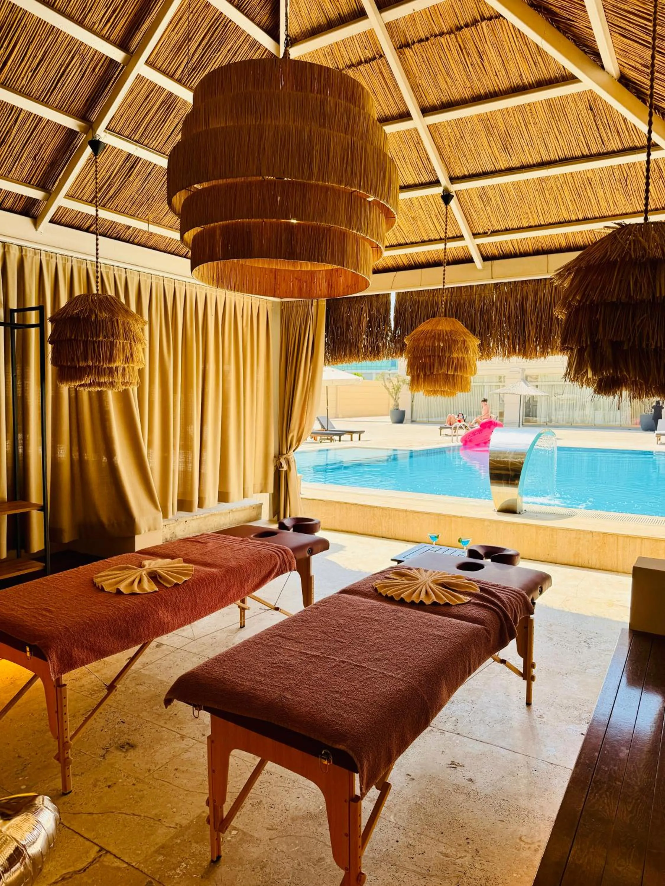 Pool view in Emirtimes Hotel&Spa - Tuzla