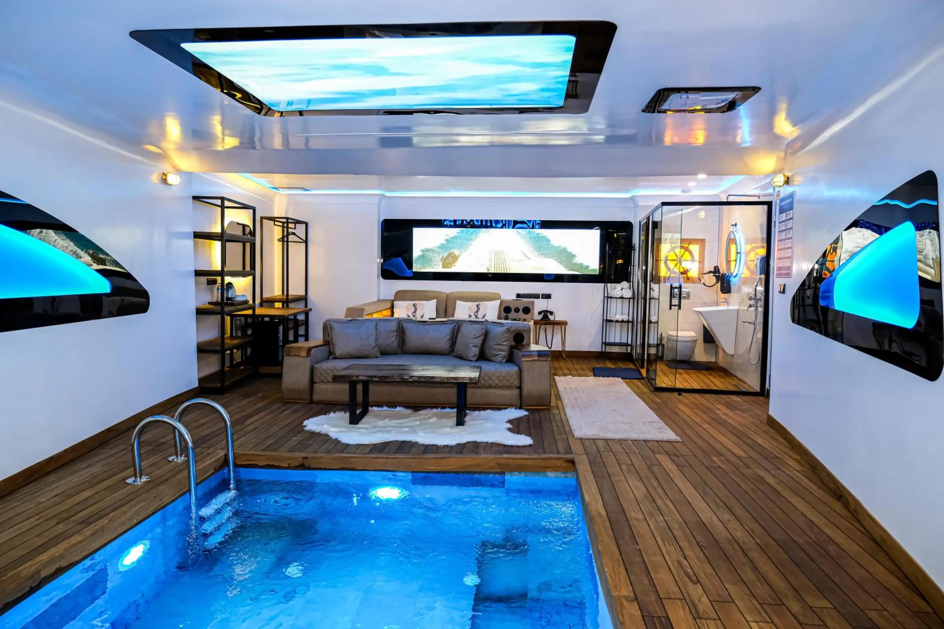 Pool view in Emirtimes Hotel&Spa - Tuzla