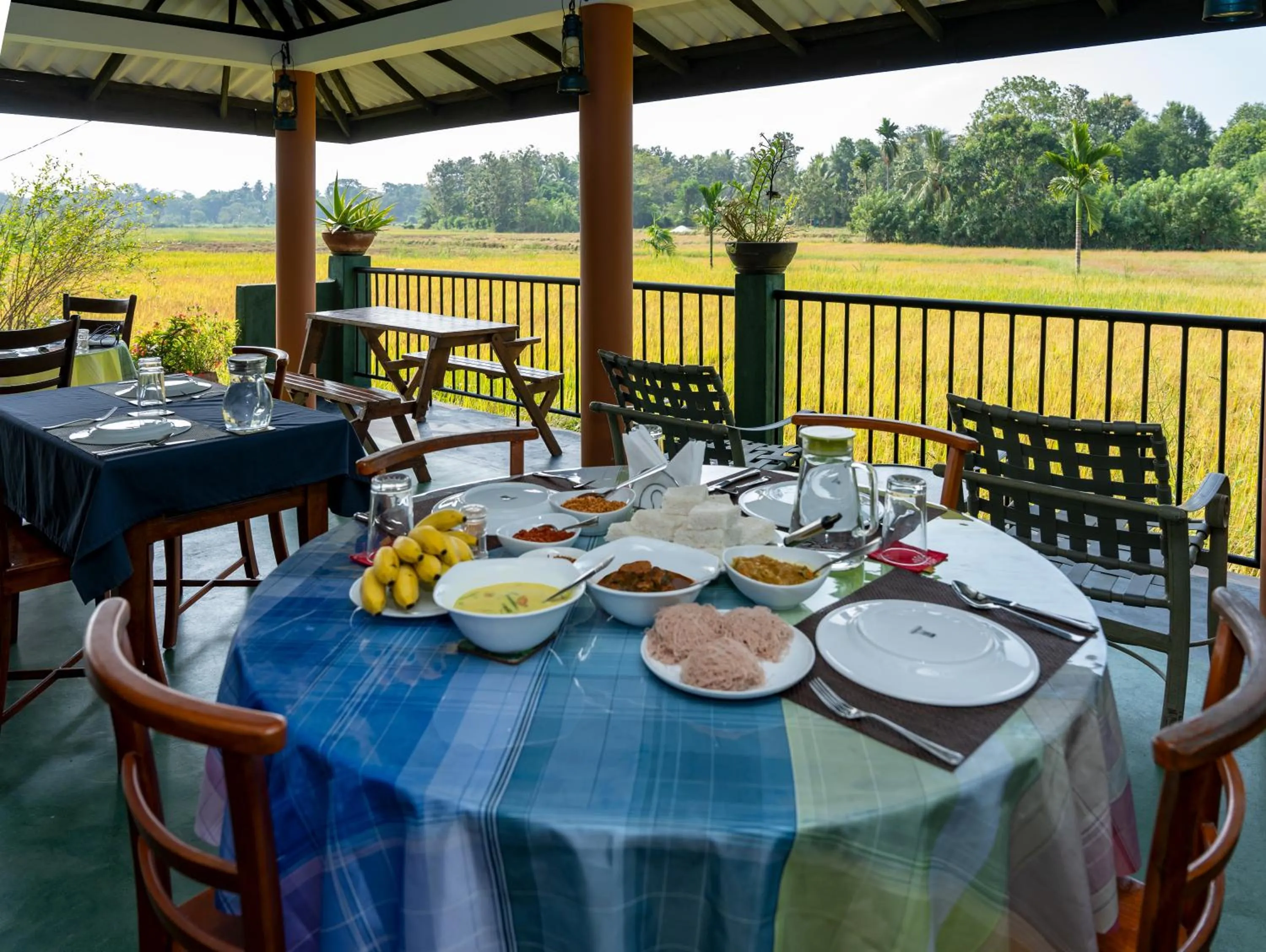 Dining area in Mailagama Cinnamon Residence