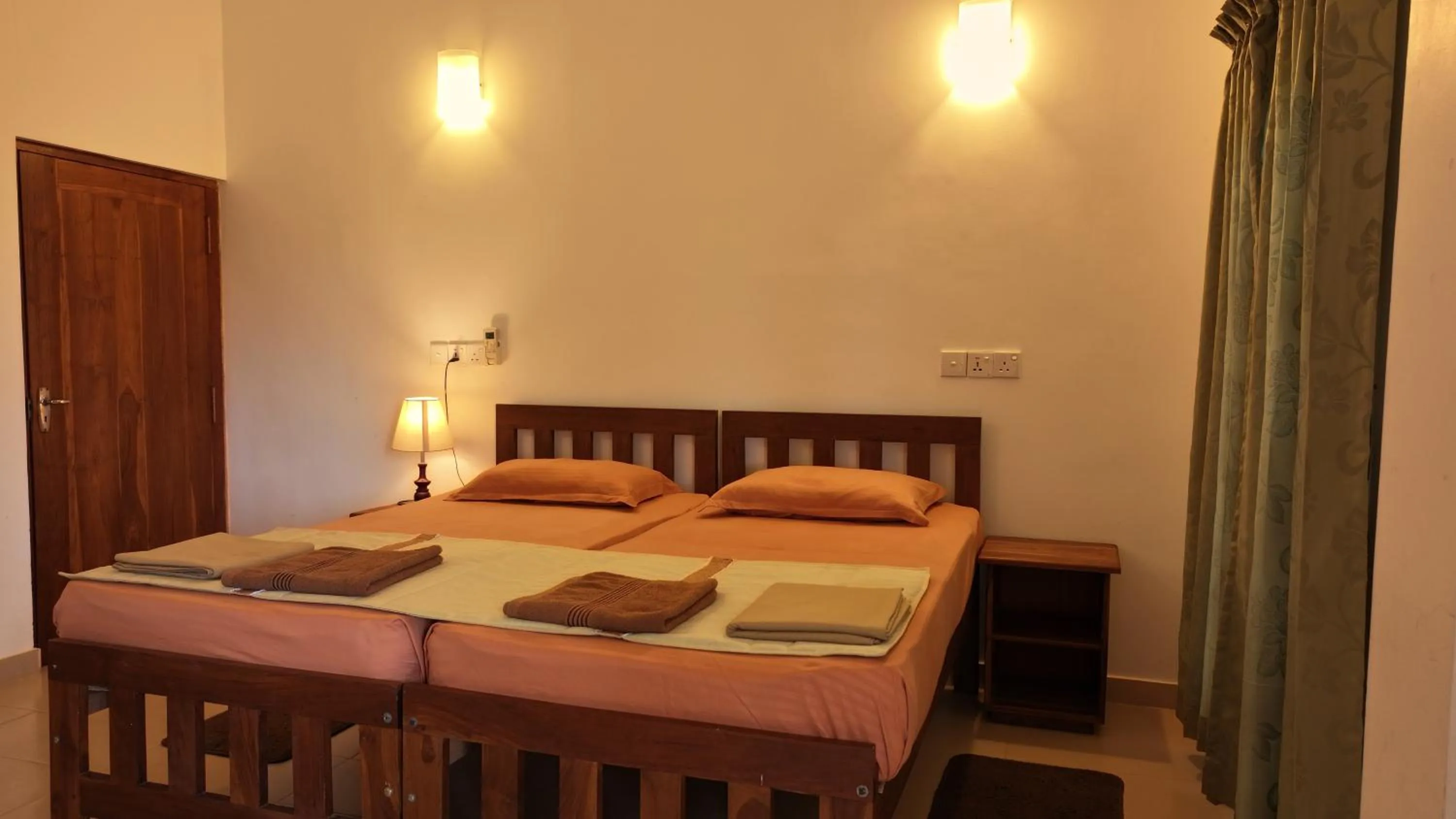 Bed in Mailagama Cinnamon Residence