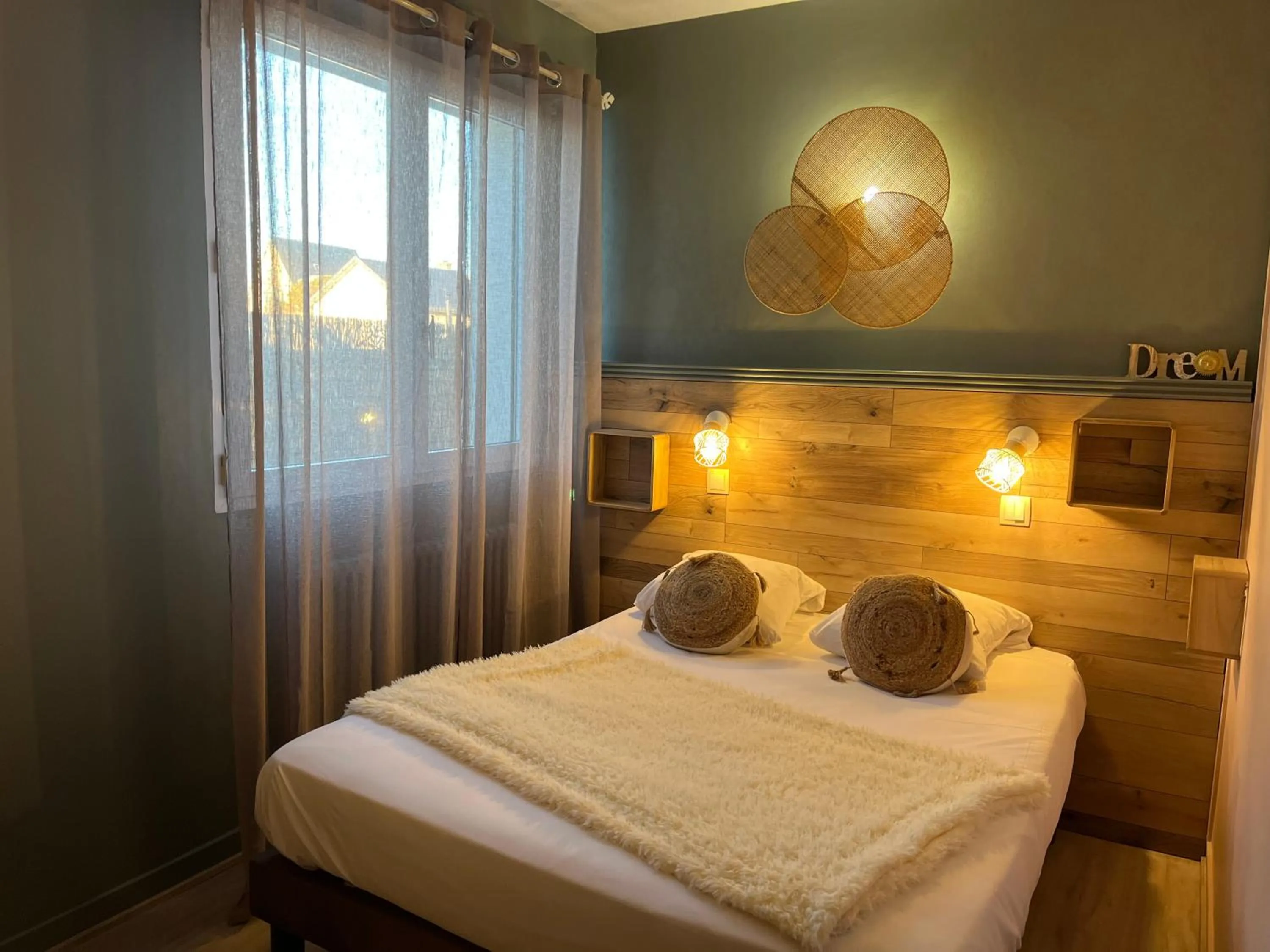 Bed in L'Acadie Brasserie Plage