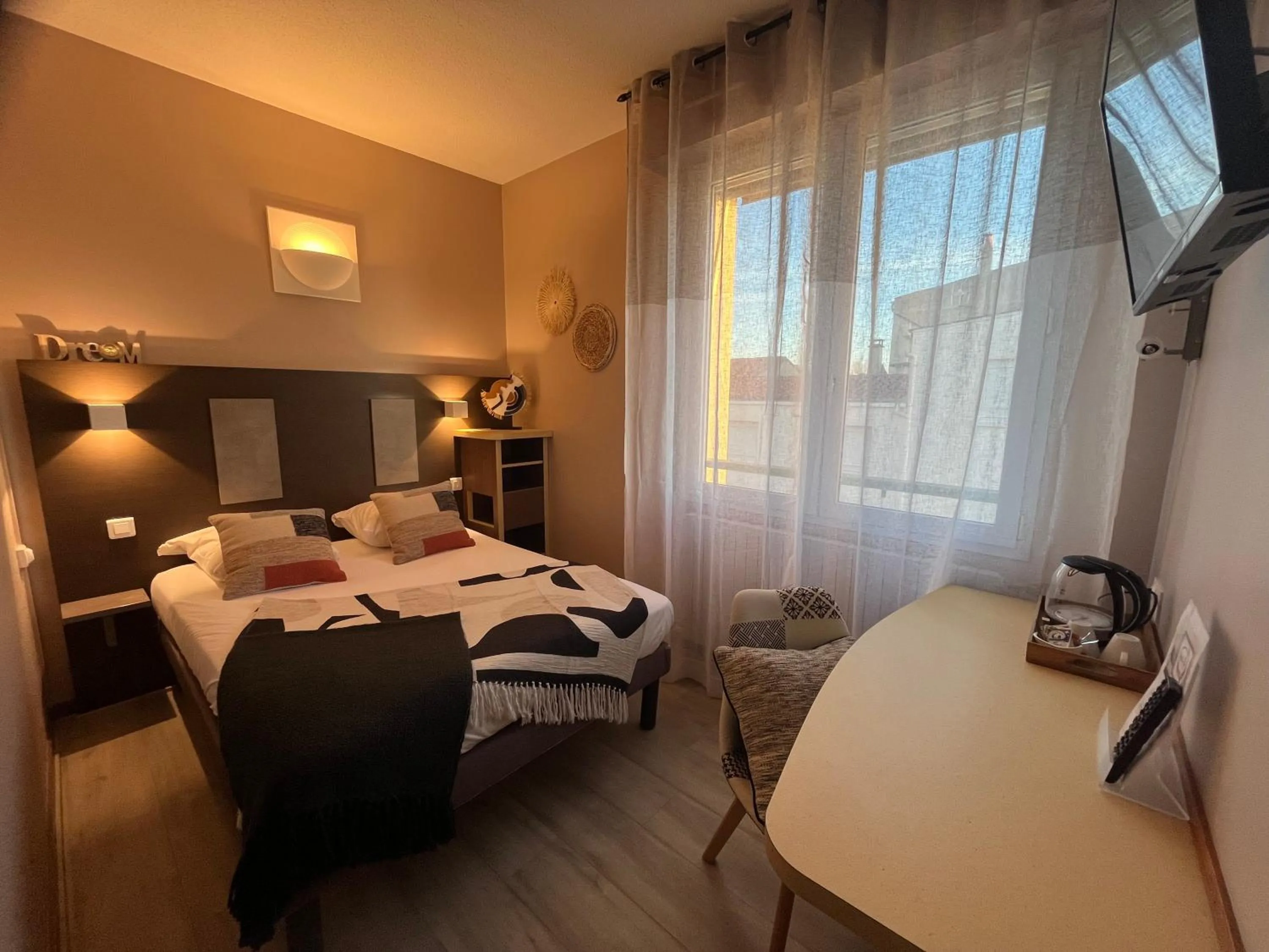 Bed in L'Acadie Brasserie Plage