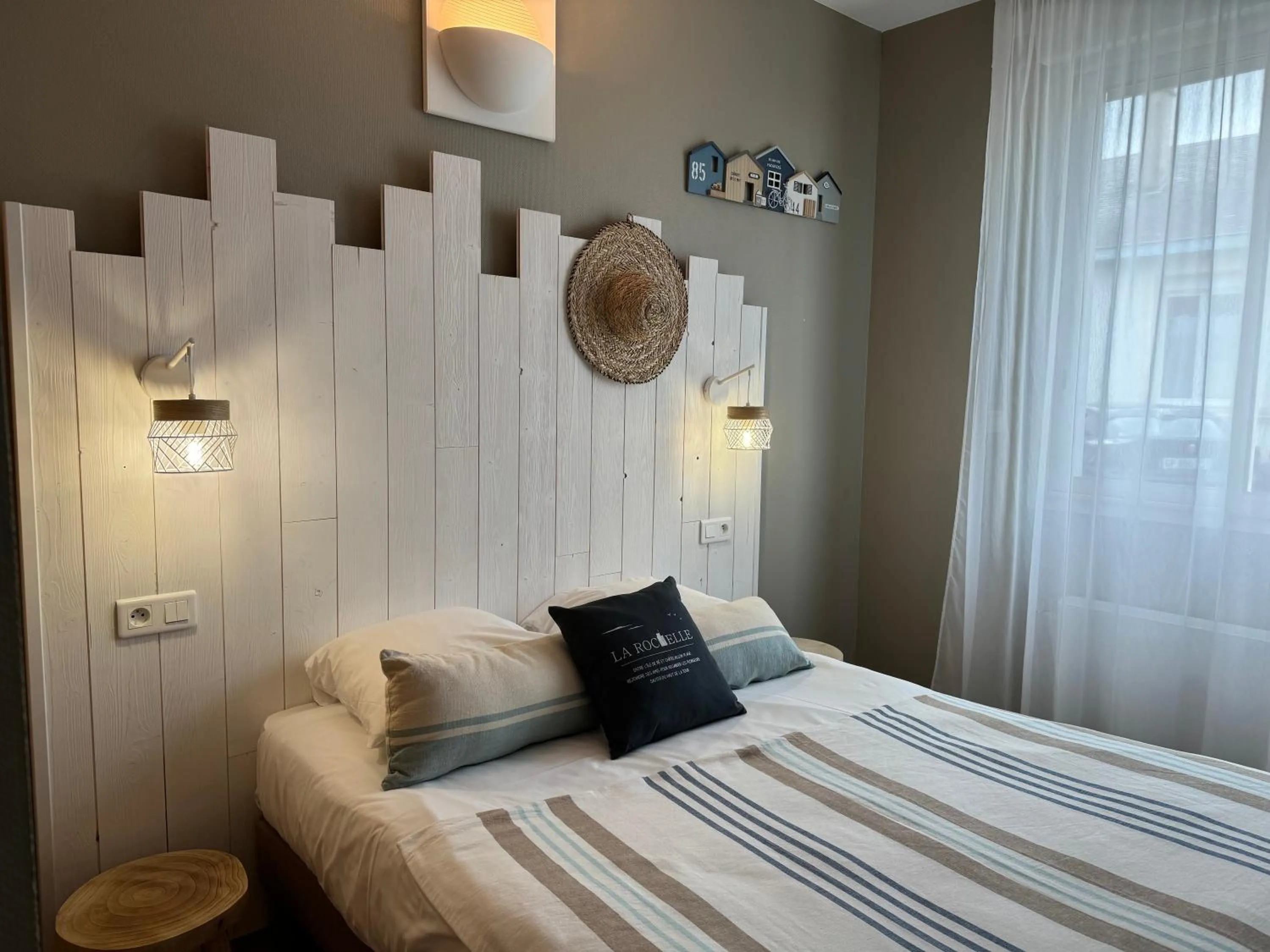 Bed in L'Acadie Brasserie Plage