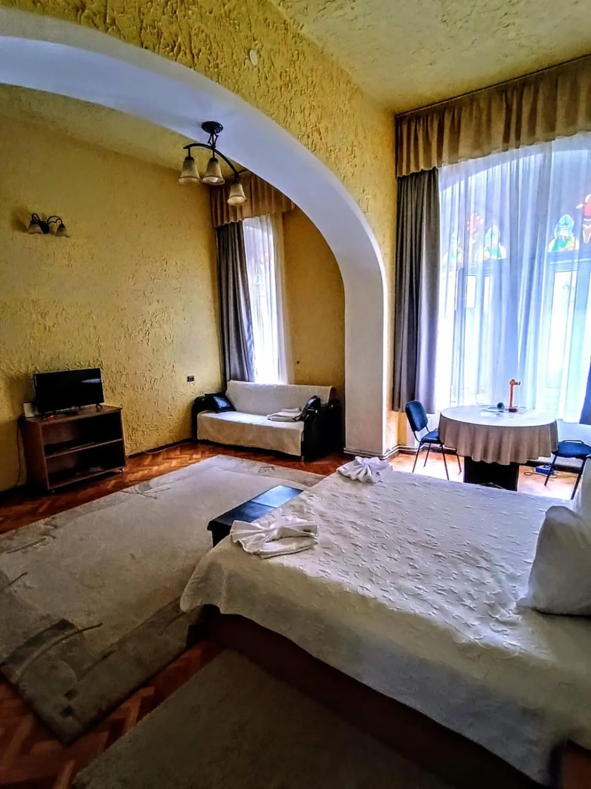 TV and multimedia, Bed in Aki Apartment