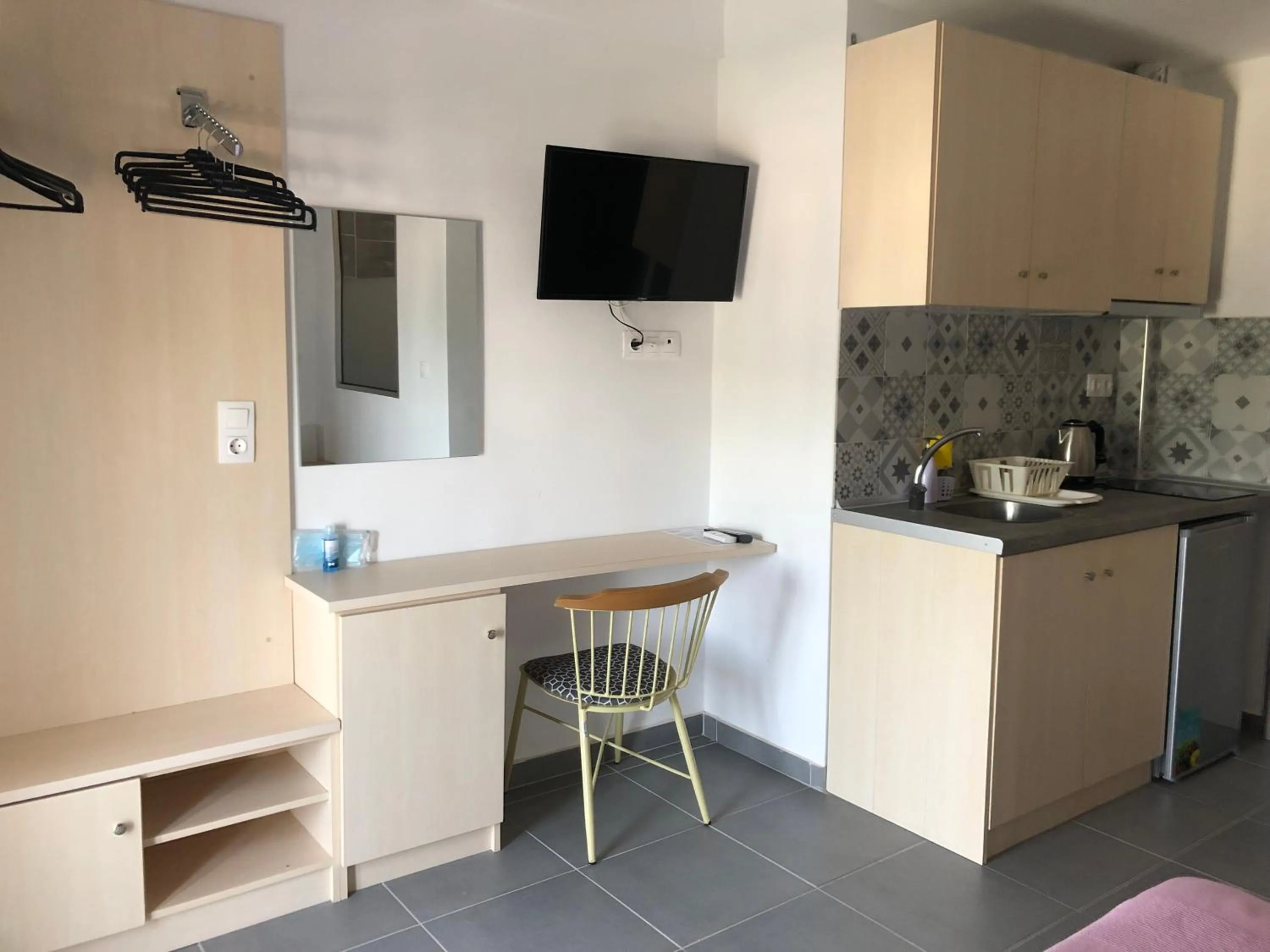 TV and multimedia in Ammos Hotel