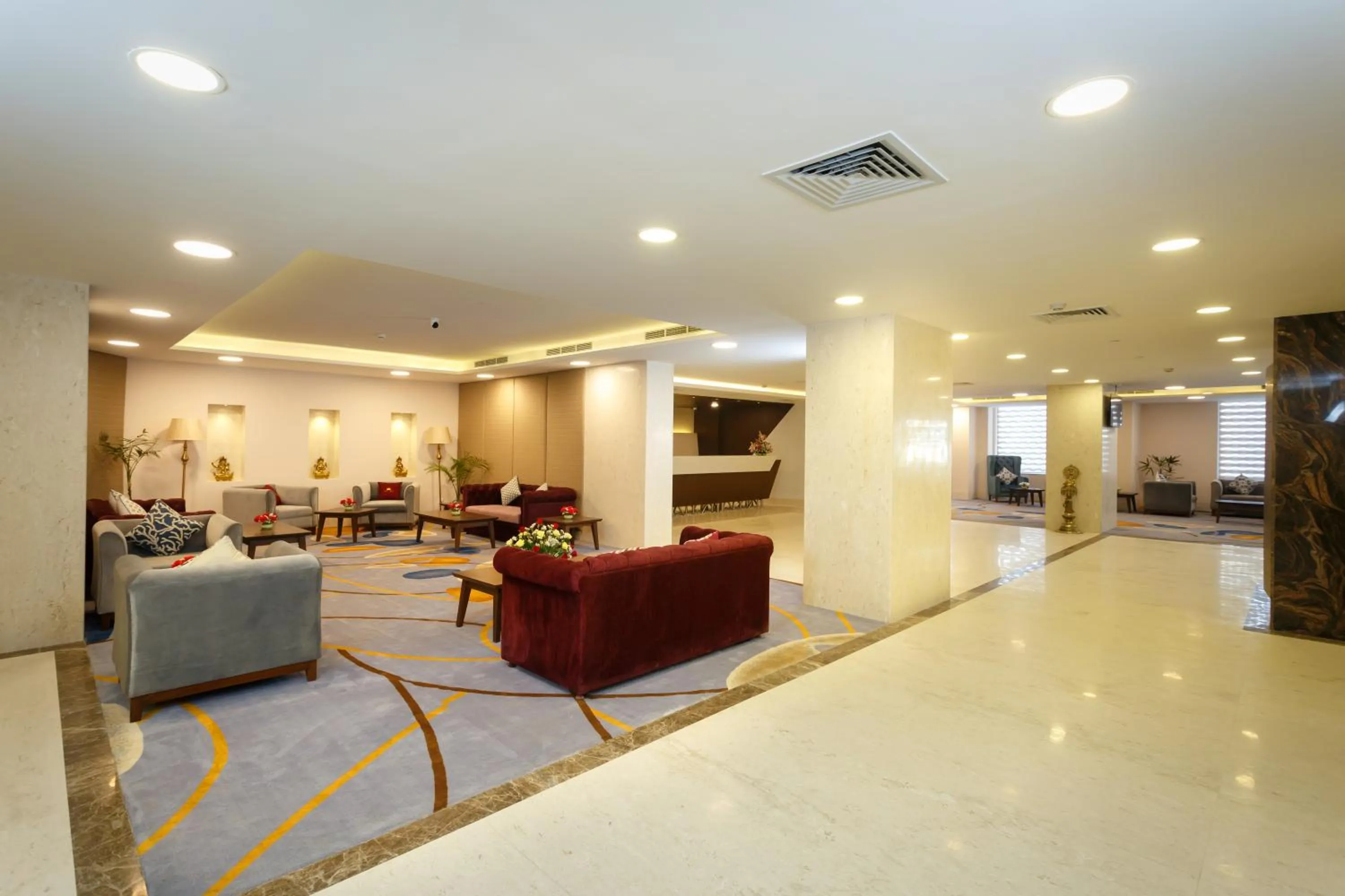 Lobby or reception in Hotel Crowne Imperial