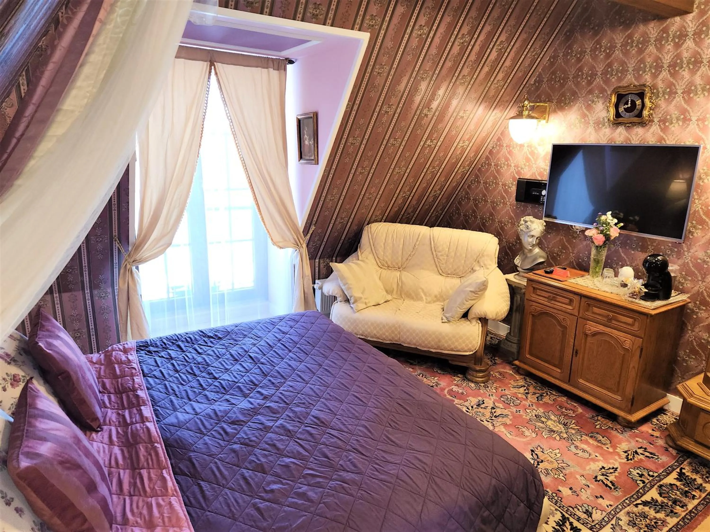 TV and multimedia, Bed in Rezidence Zámeček - Boutique Hotel