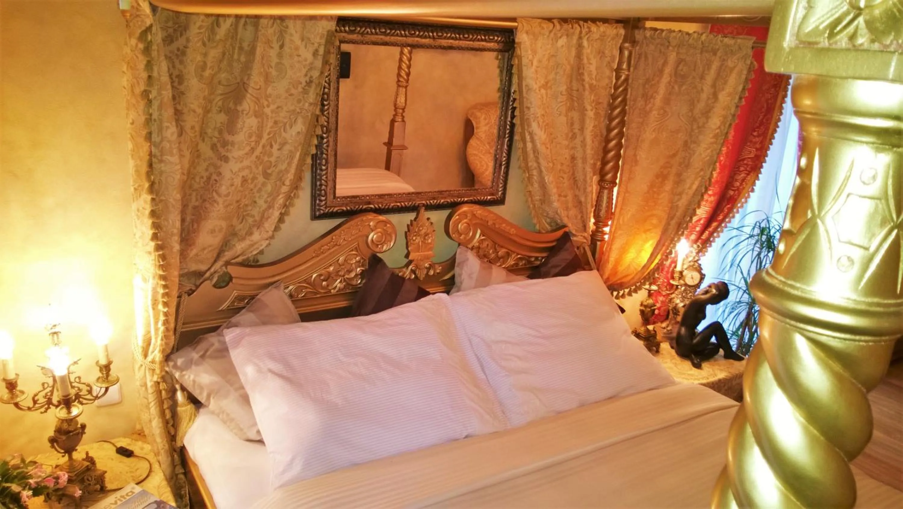 Bed in Rezidence Zámeček - Boutique Hotel