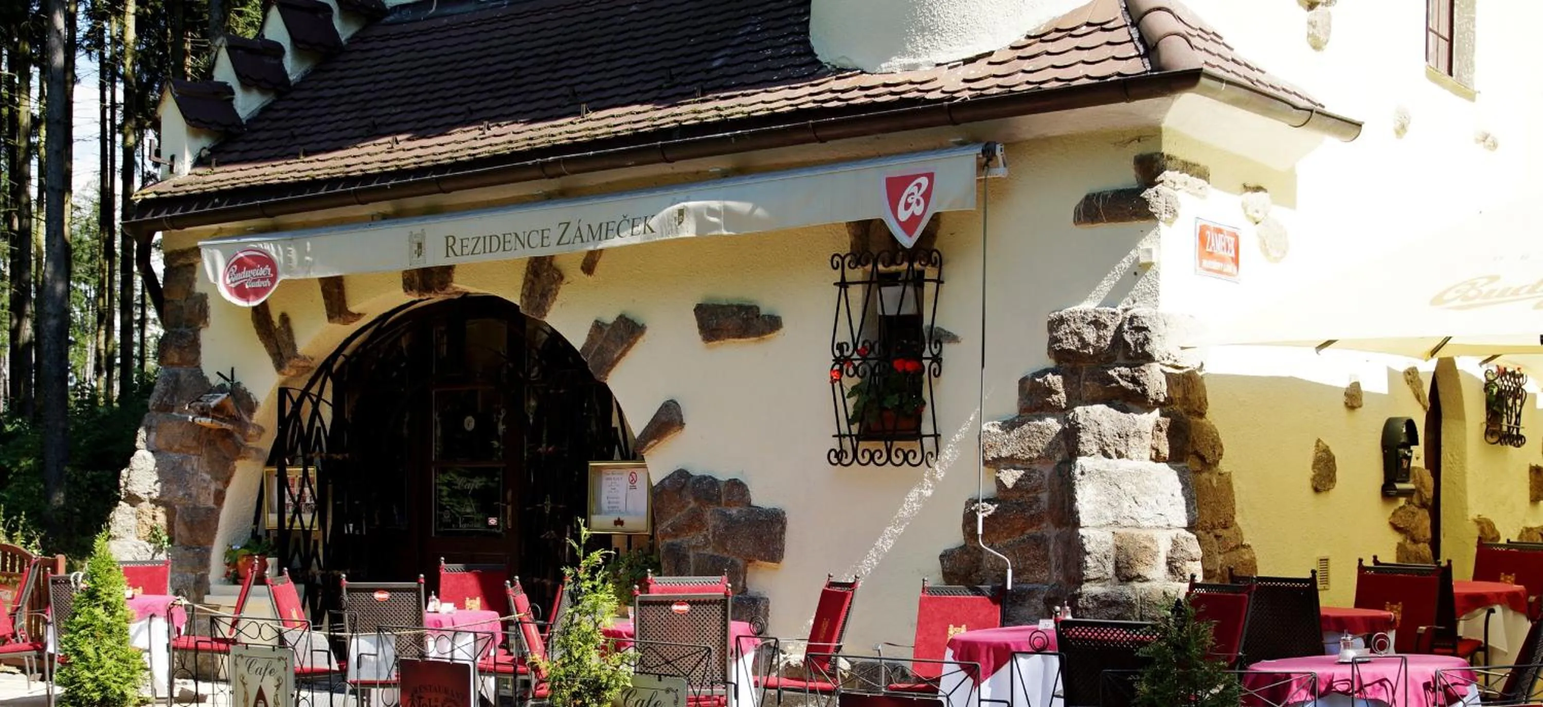 Facade/entrance in Rezidence Zámeček - Boutique Hotel