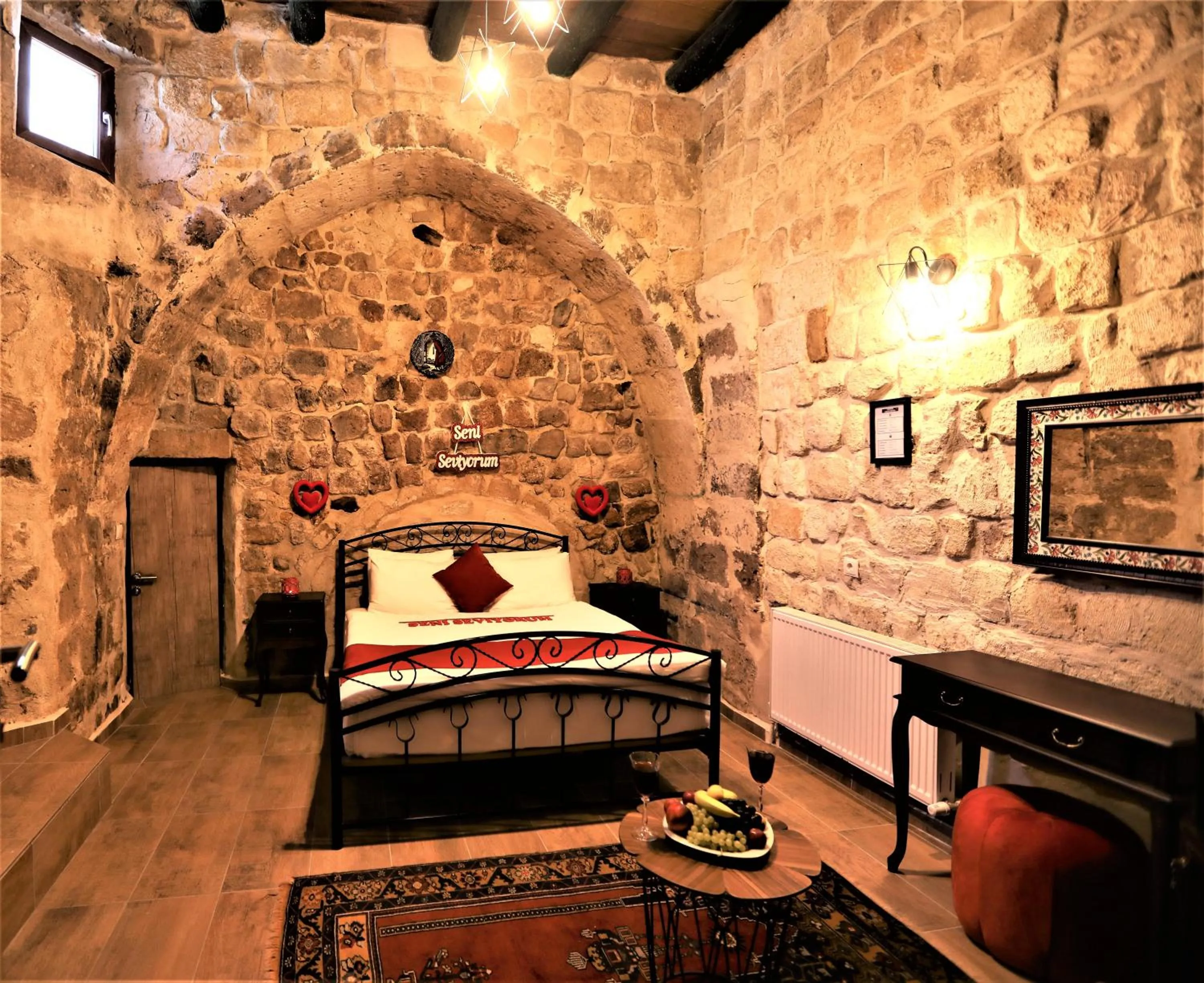 Photo of the whole room in Orion Cave Hotel