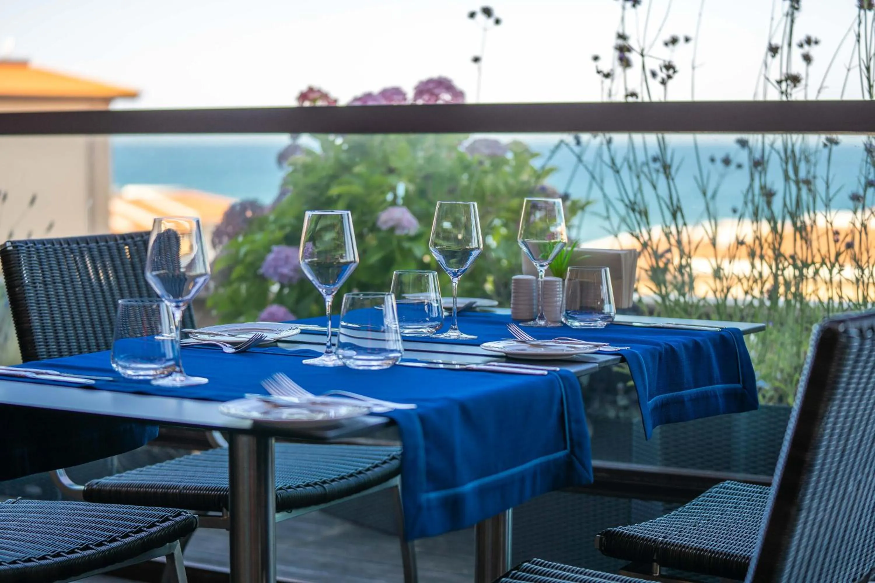 Restaurant/places to eat in HVD Clubhotel Miramar - 24 Hours Ultra All Inclusive & Free Parking