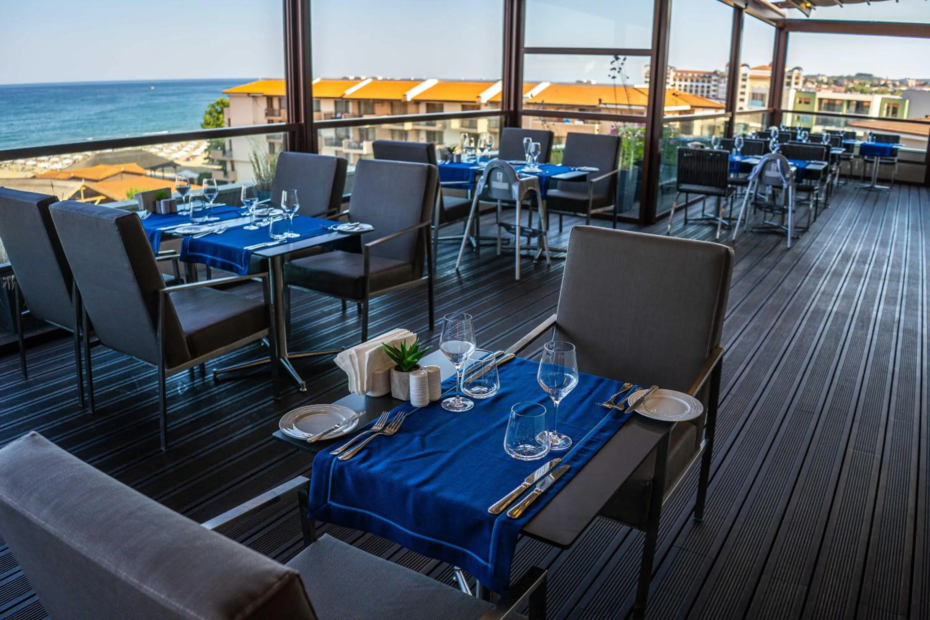 Restaurant/places to eat in HVD Clubhotel Miramar - 24 Hours Ultra All Inclusive & Free Parking