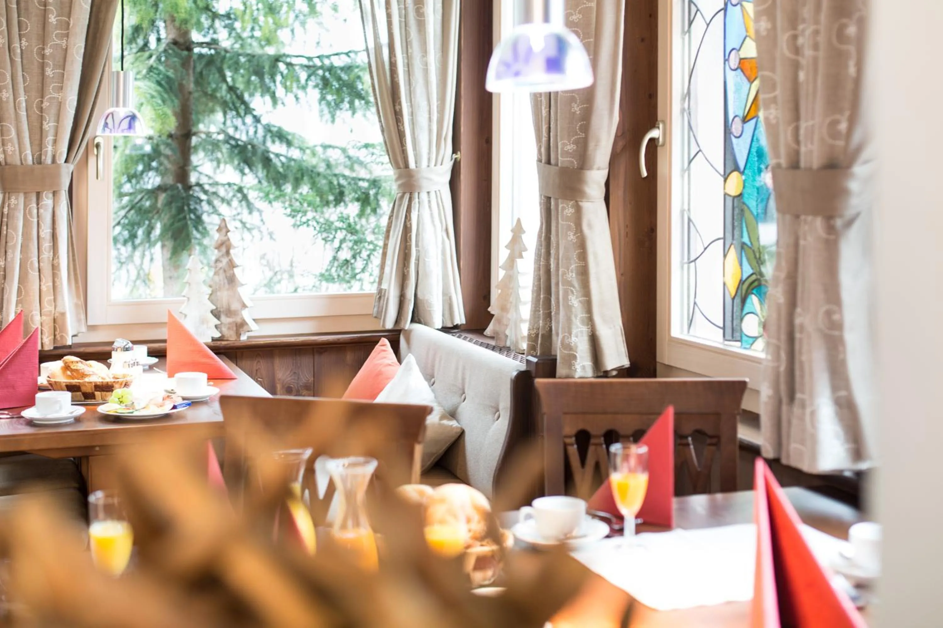 Restaurant/places to eat in Hotel Garni Caroline