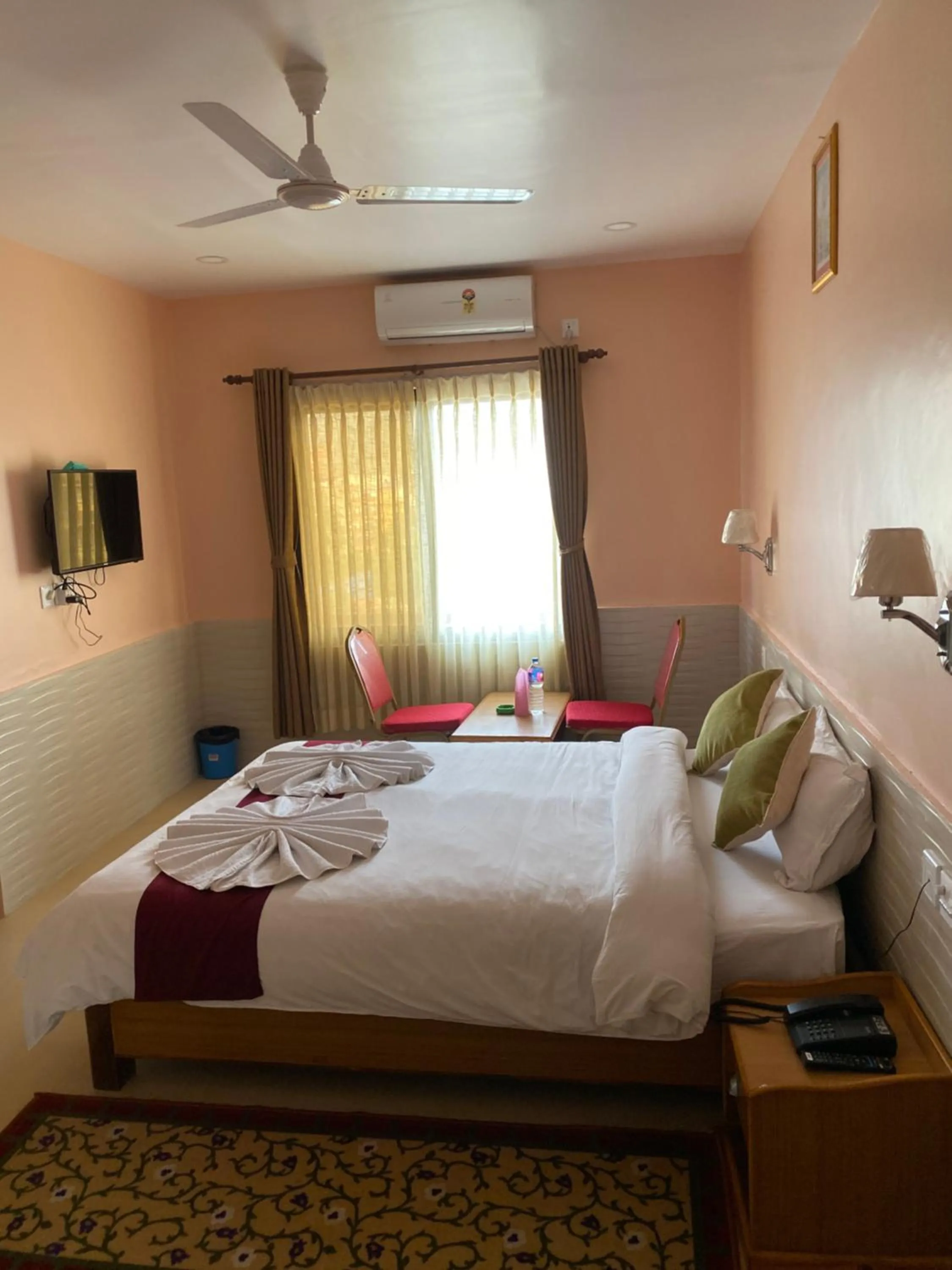 Photo of the whole room, Bed in Hotel River Park