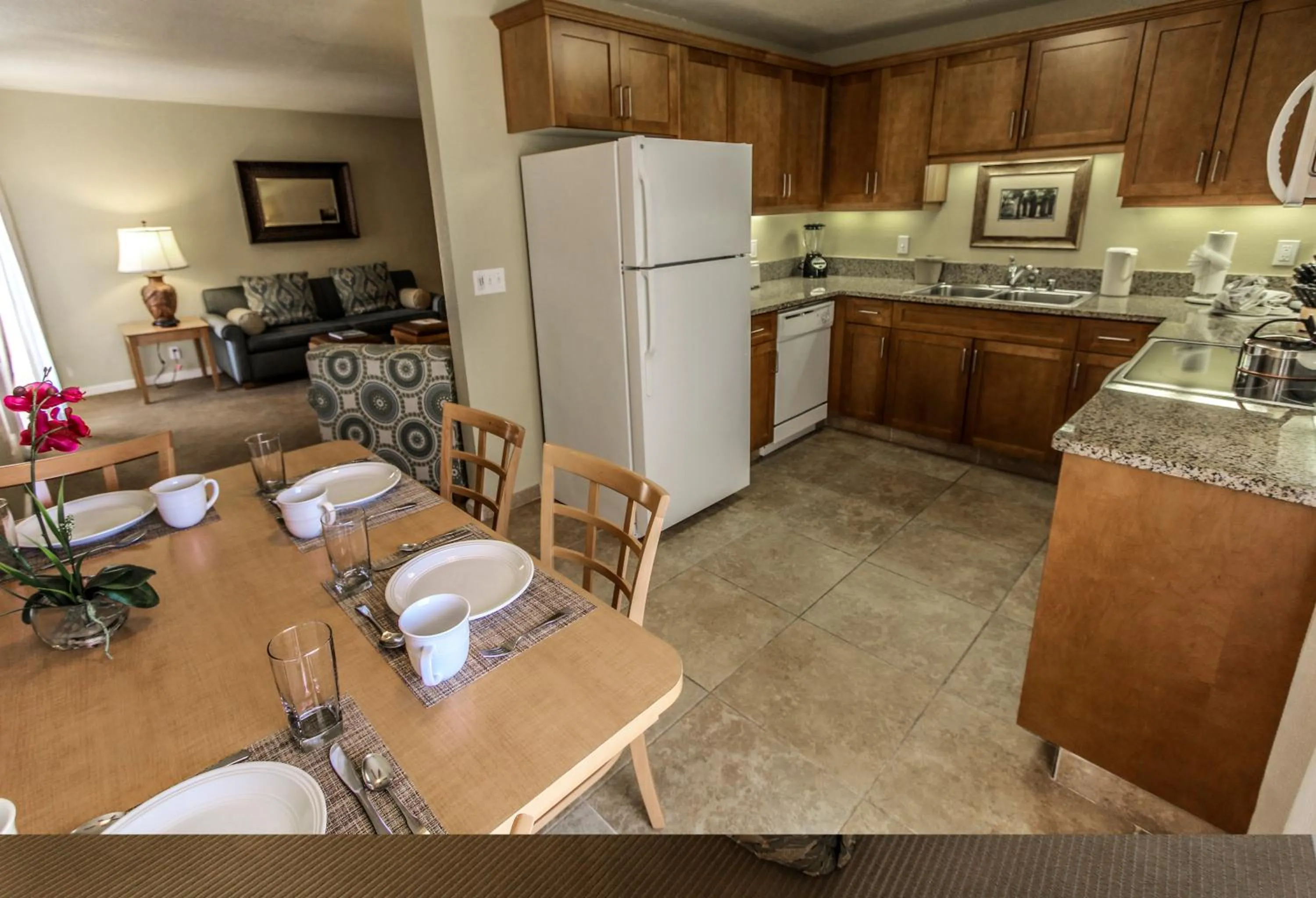 Kitchen or kitchenette in Desert Vacation Villas