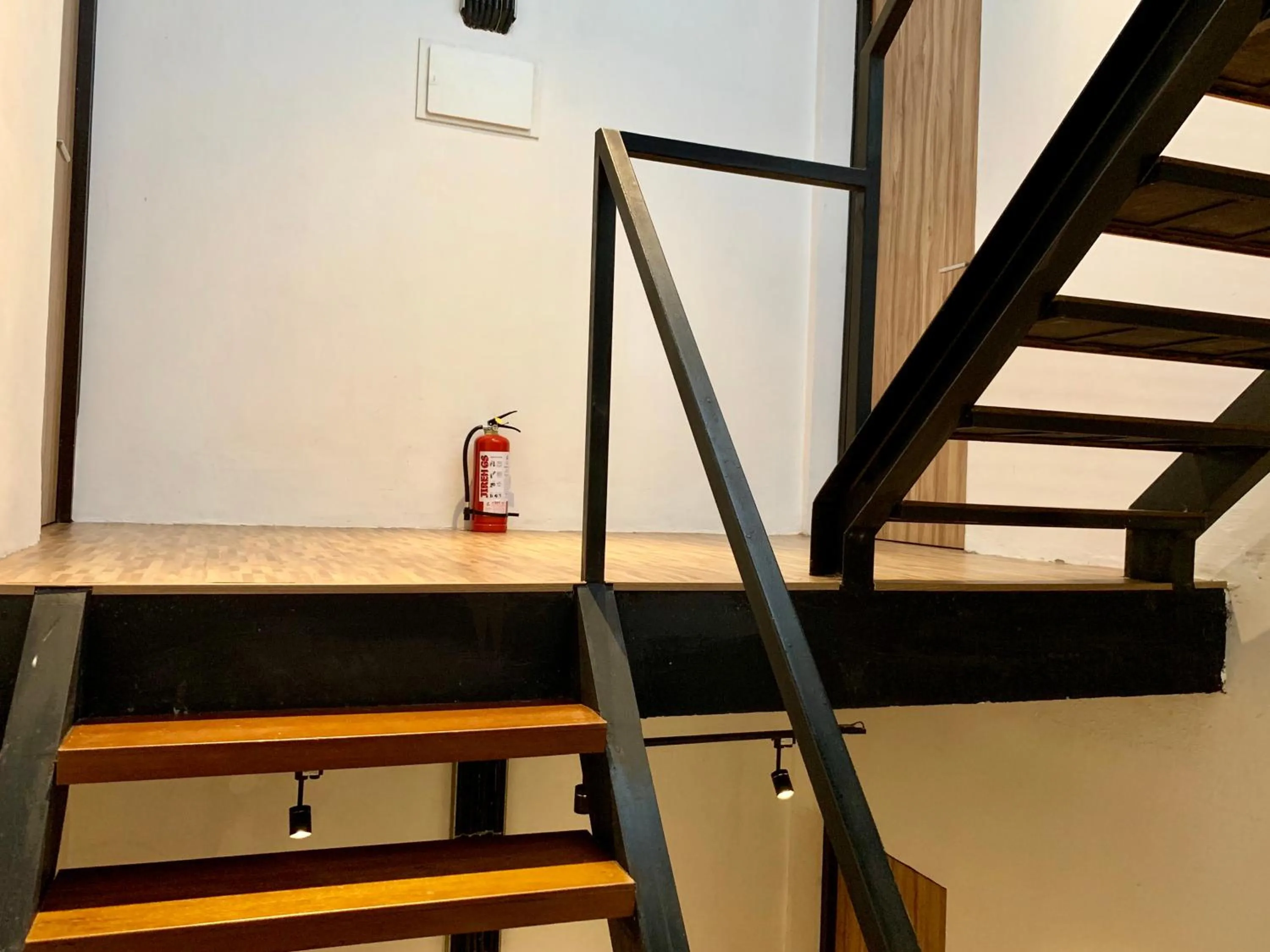 Property building in Stay Inn Hostel Jakarta