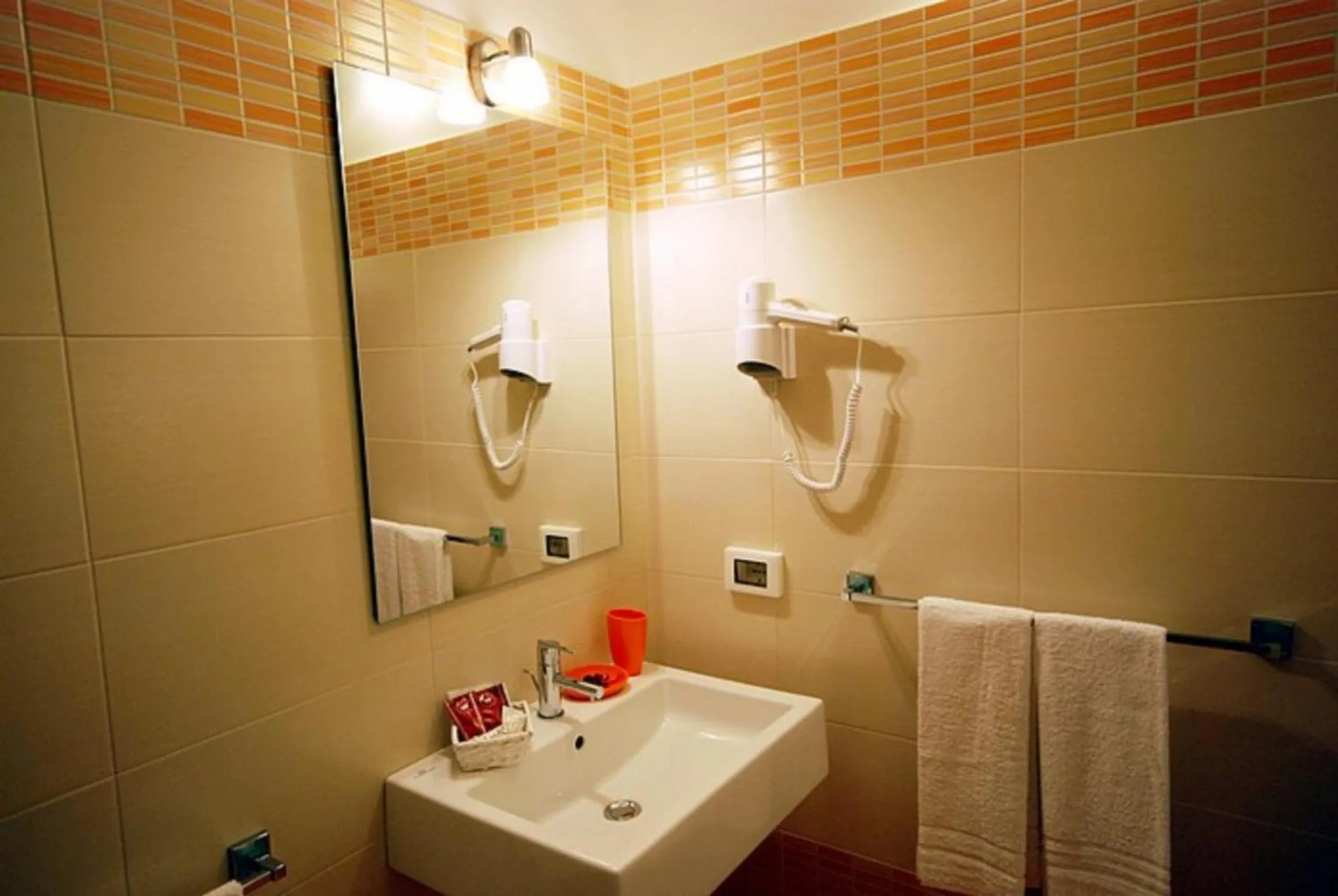 Bathroom in Trigrana Vacanze Hotel