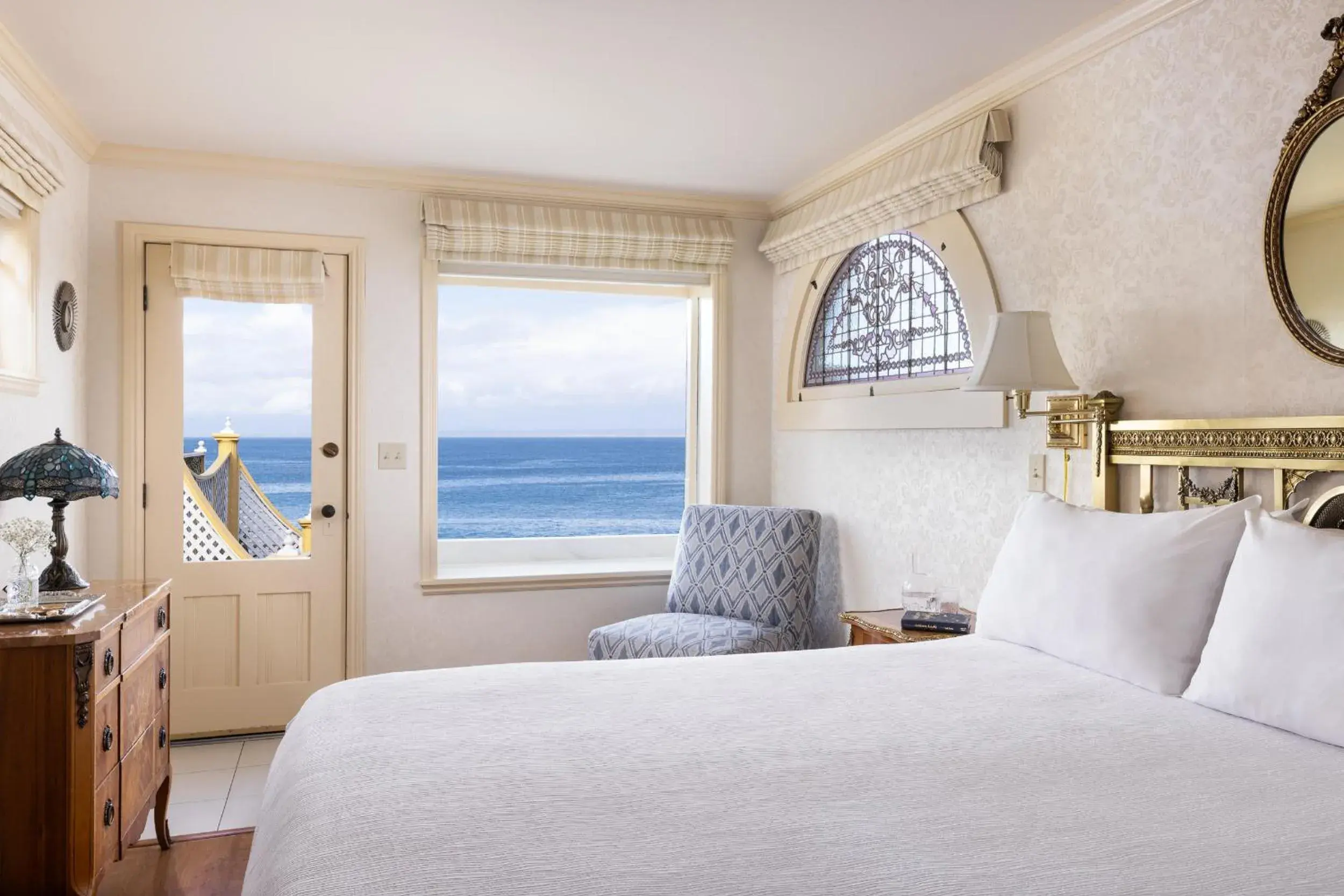 Standard Queen Room in Seven Gables Inn on Monterey Bay, A Kirkwood Collection Hotel Standard Queen Room in Seven Gables Inn on Monterey Bay, A Kirkwood Collection Hotel