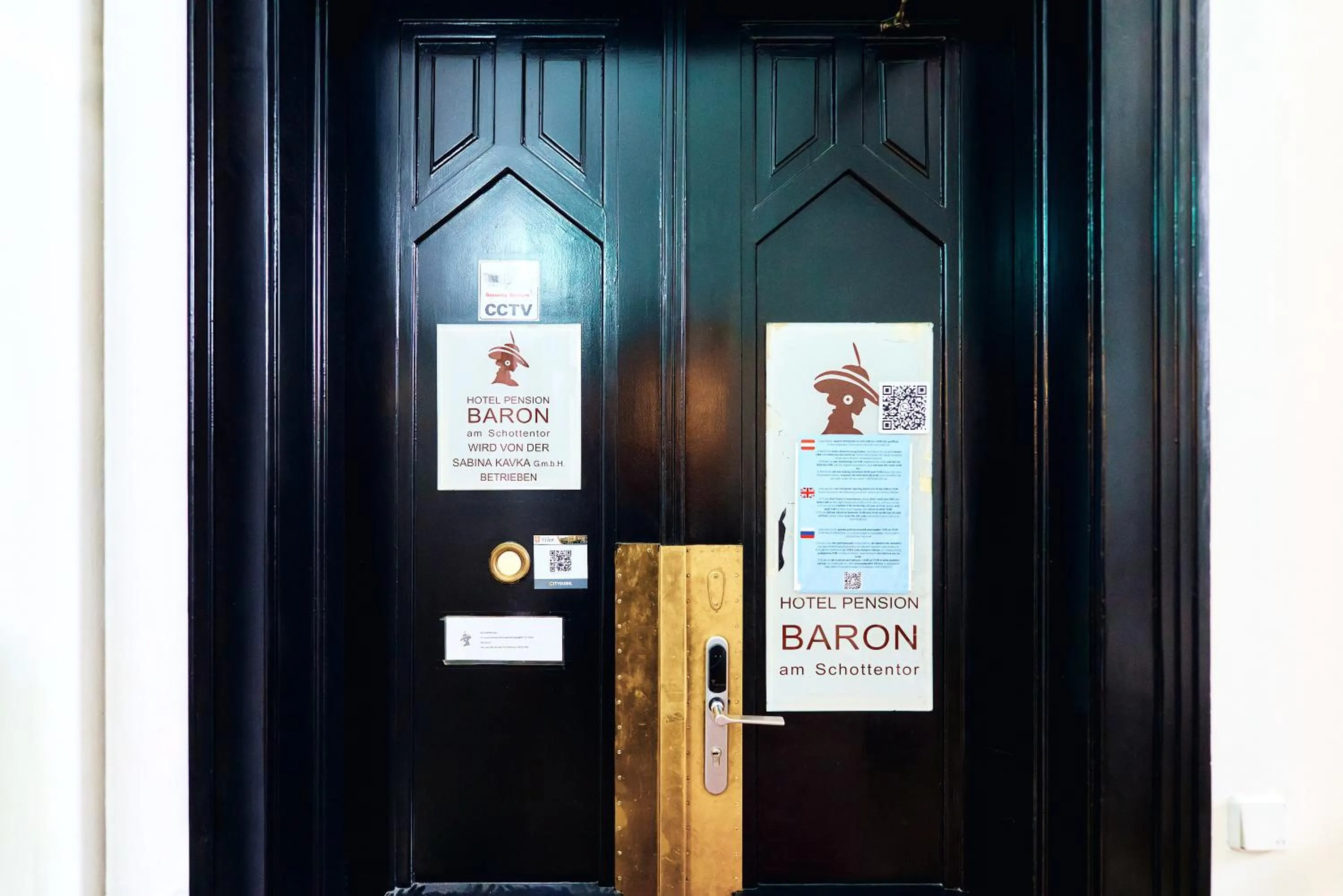 Facade/entrance in Hotel Pension Baron am Schottentor