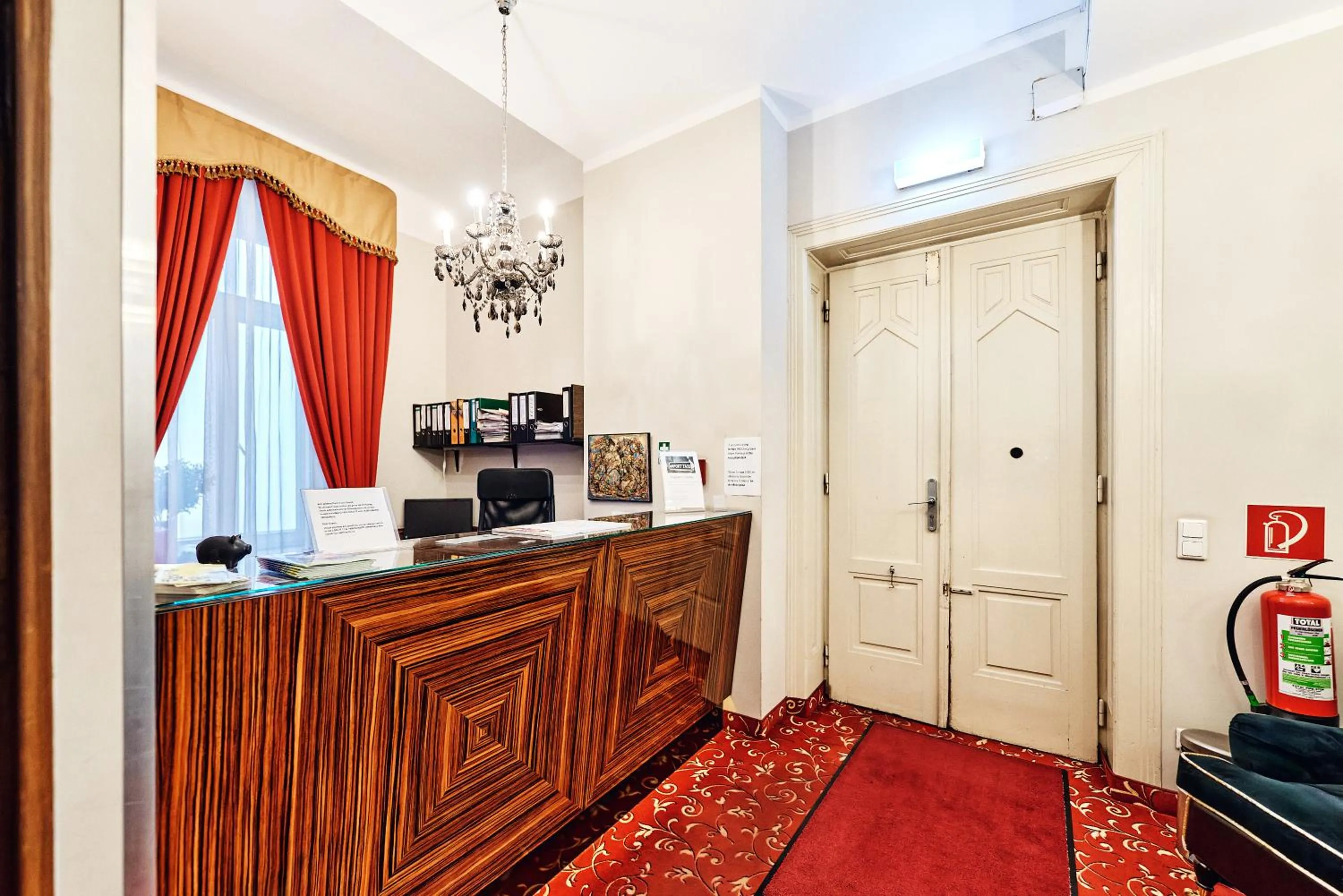 Lobby or reception in Hotel Pension Baron am Schottentor