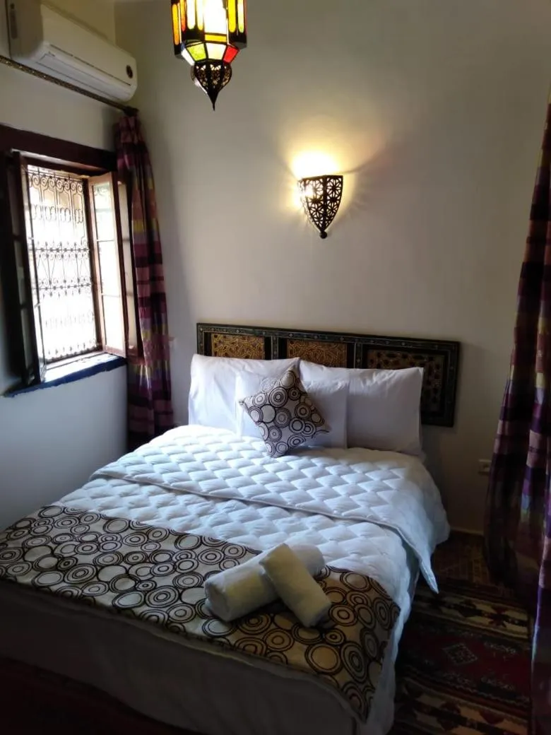 Bed in Dar Meknes Tresor