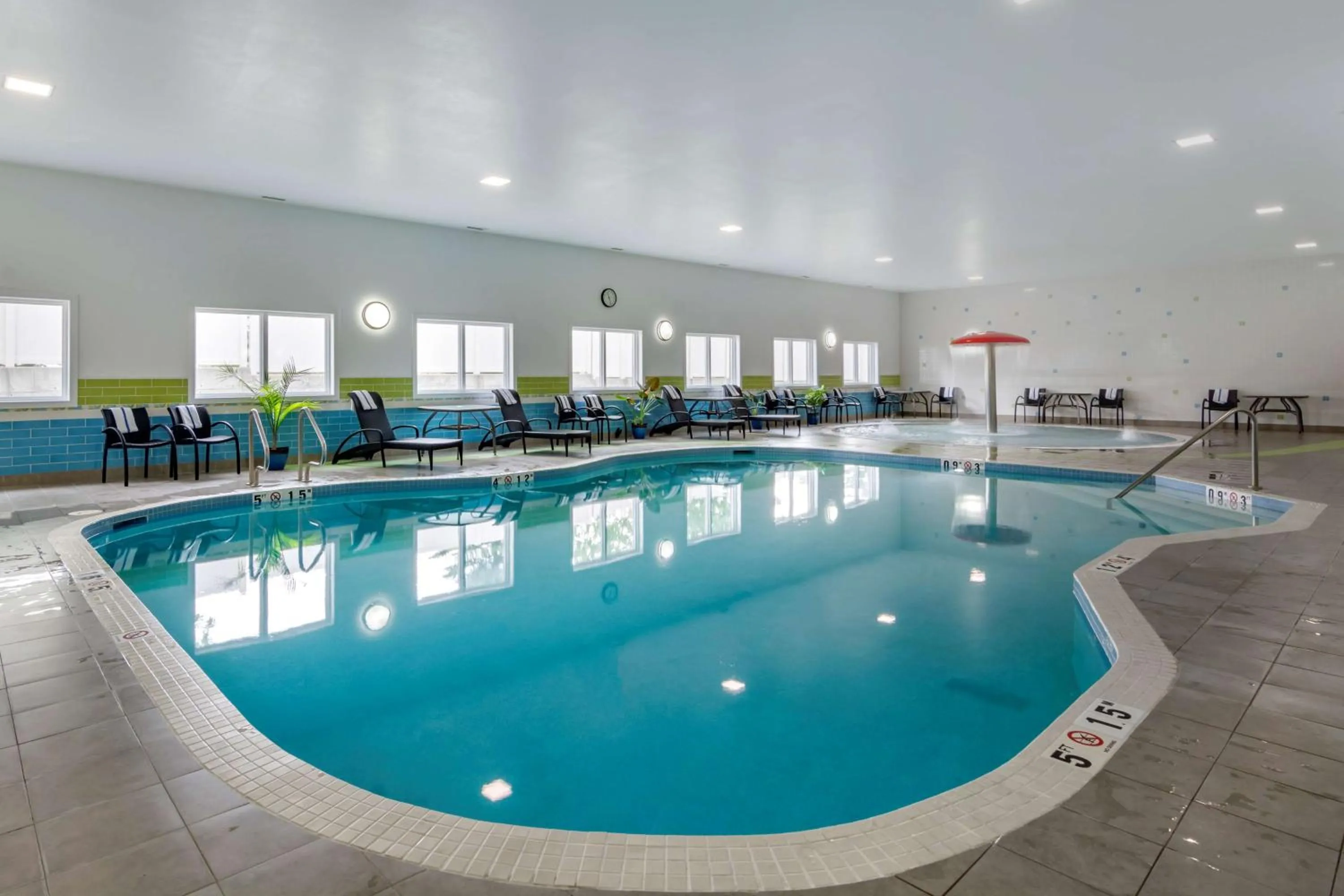 Pool view in Hampton Inn & Suites Edmonton/West