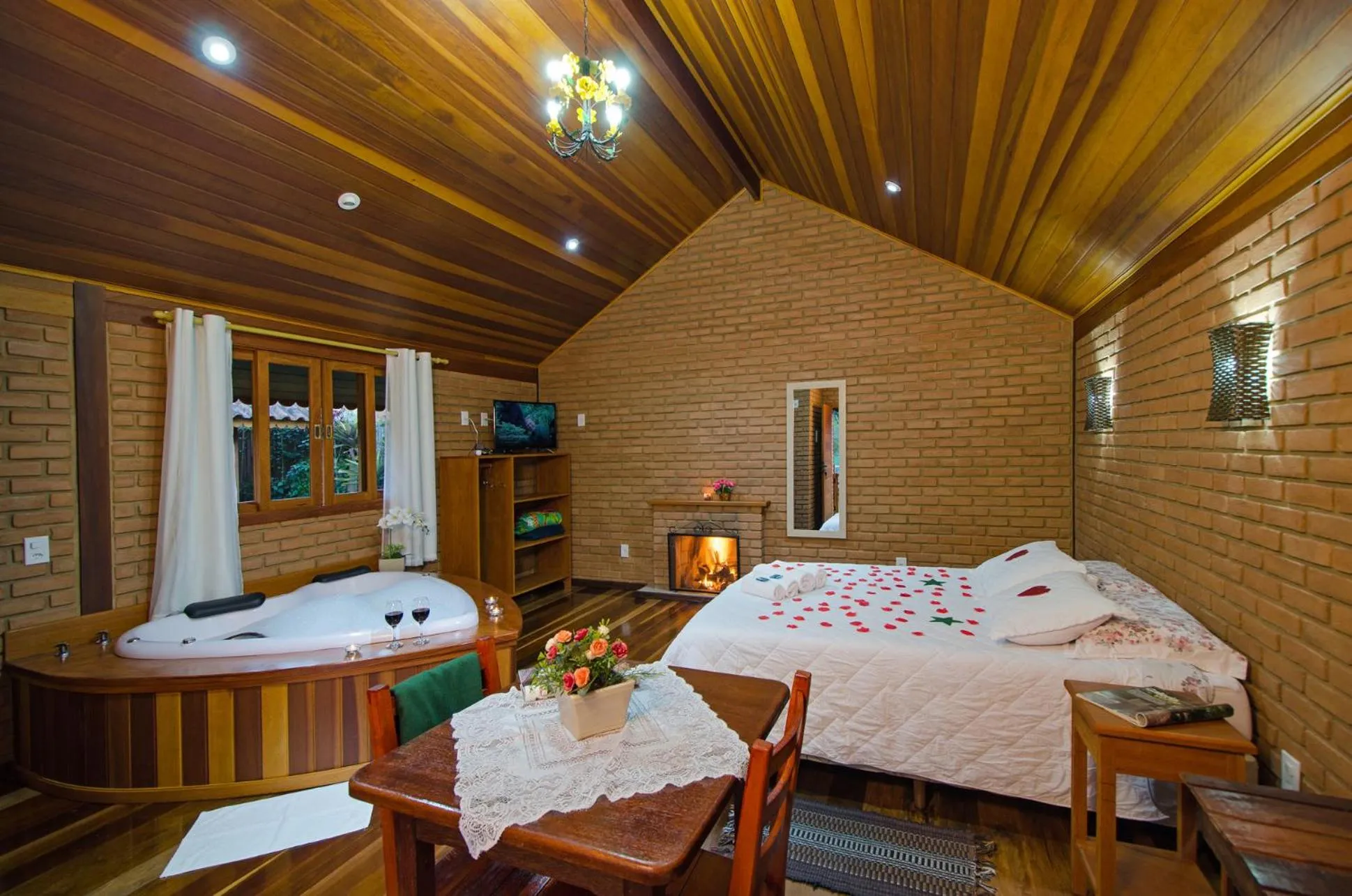 Bedroom, Bed in Pousada Vista Bonita