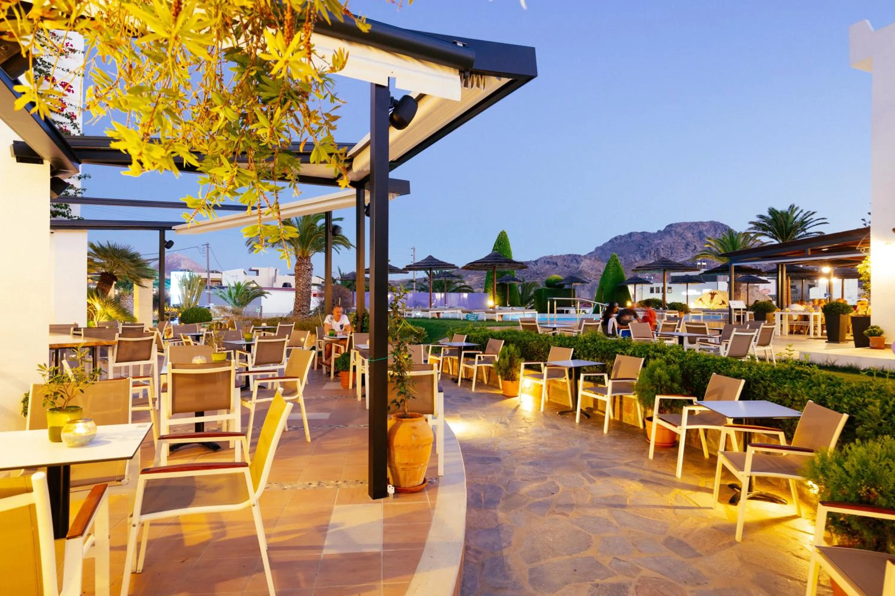 Restaurant/places to eat in Alianthos Estate Resort - ex Alianthos Garden